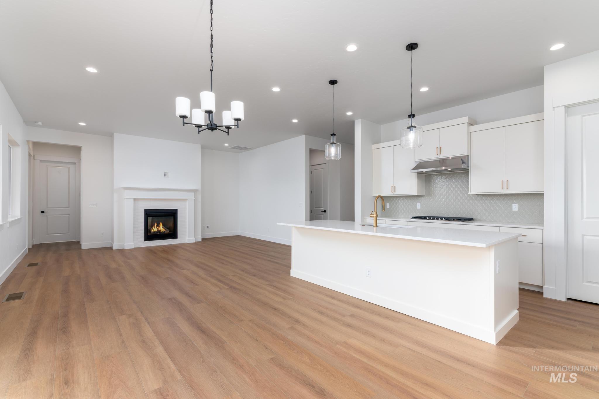 15142 Steel Cloud Ave, Caldwell, Idaho 83607, 4 Bedrooms, 3 Bathrooms, Residential For Sale, Price $584,000,MLS 98974157