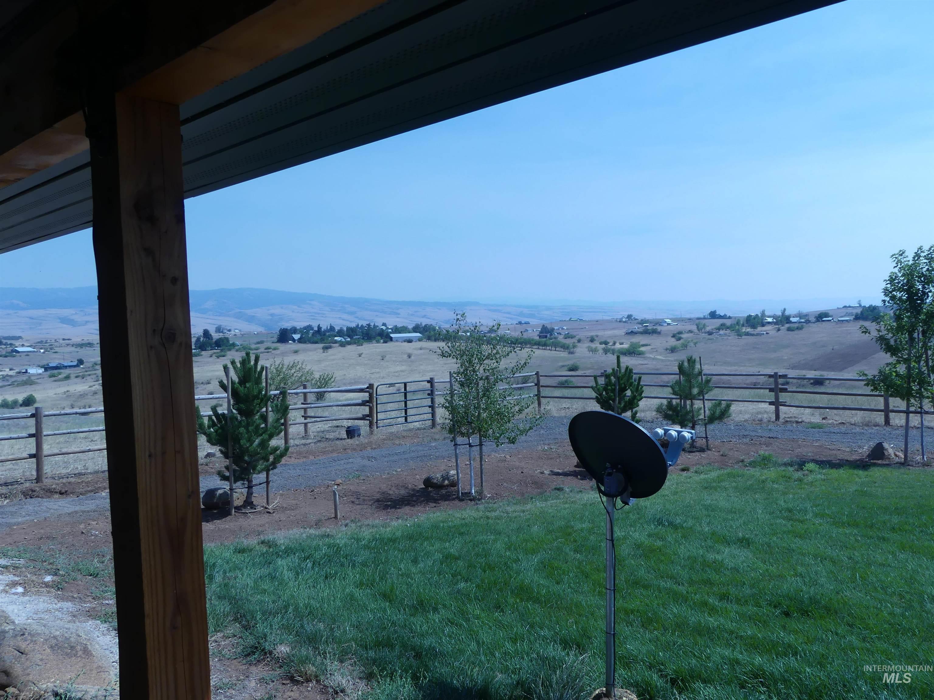 2193 Apple Lane, Mesa, Idaho 83643, 2 Bedrooms, 2.5 Bathrooms, Residential For Sale, Price $650,000,MLS 98974158