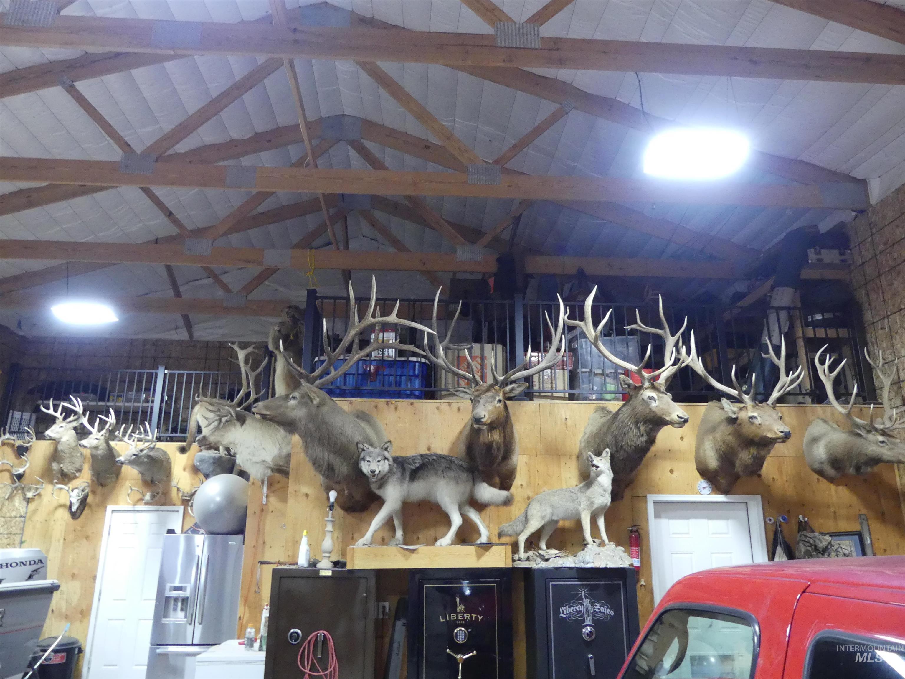 2193 Apple Lane, Mesa, Idaho 83643, 2 Bedrooms, 2.5 Bathrooms, Residential For Sale, Price $650,000,MLS 98974158