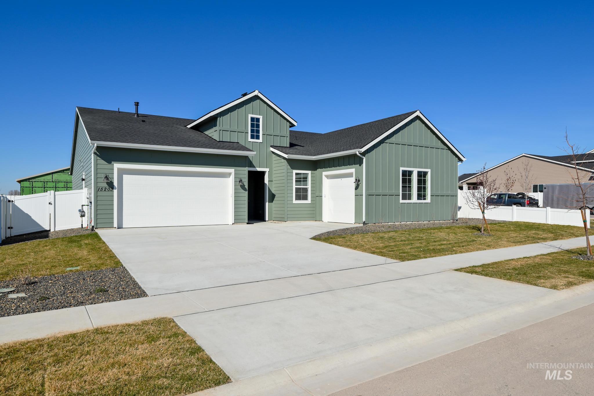 15203 Steel Cloud Ave, Caldwell, Idaho 83607, 4 Bedrooms, 3 Bathrooms, Residential For Sale, Price $605,000,MLS 98974159