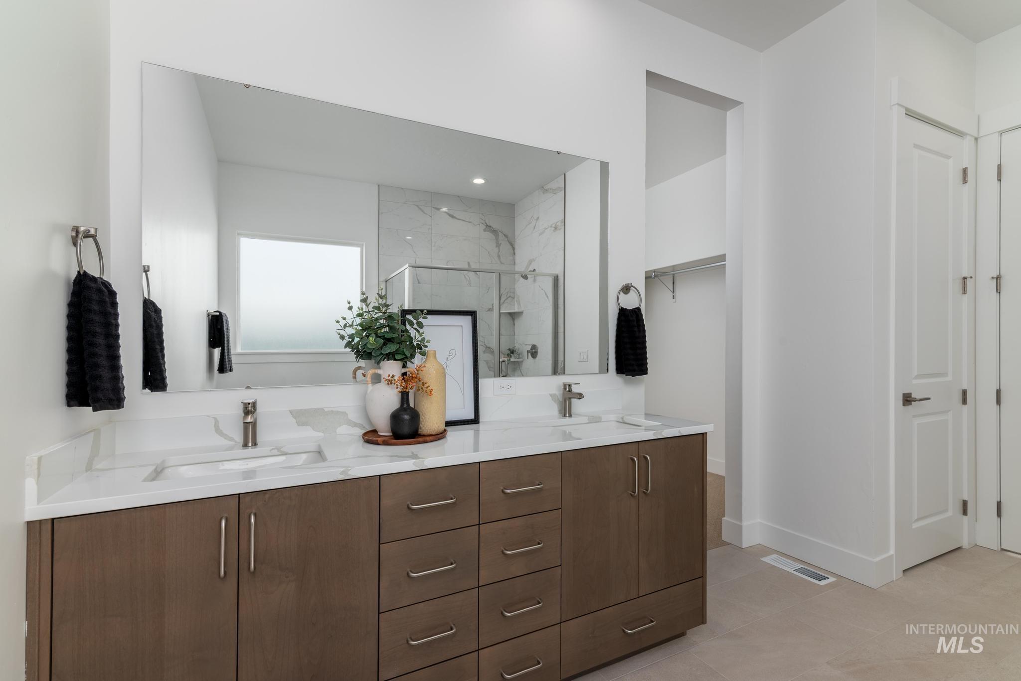 15203 Steel Cloud Ave, Caldwell, Idaho 83607, 4 Bedrooms, 3 Bathrooms, Residential For Sale, Price $605,000,MLS 98974159