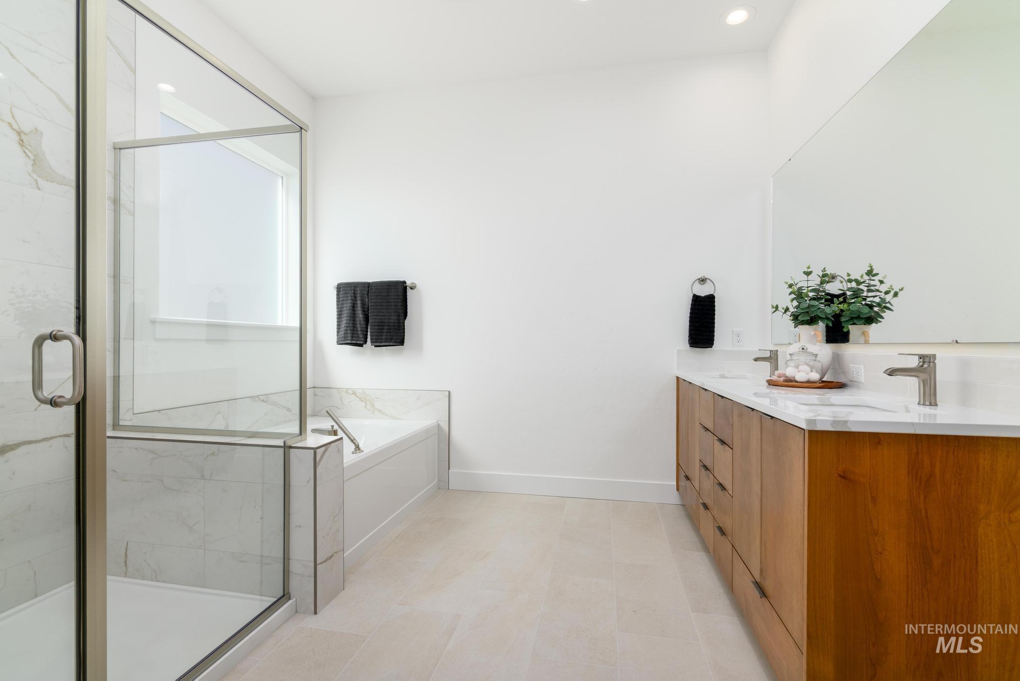 15203 Steel Cloud Ave, Caldwell, Idaho 83607, 4 Bedrooms, 3 Bathrooms, Residential For Sale, Price $610,000,MLS 98974159