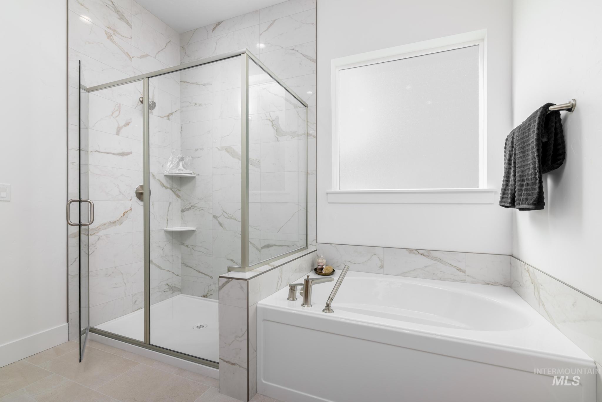 15203 Steel Cloud Ave, Caldwell, Idaho 83607, 4 Bedrooms, 3 Bathrooms, Residential For Sale, Price $610,000,MLS 98974159