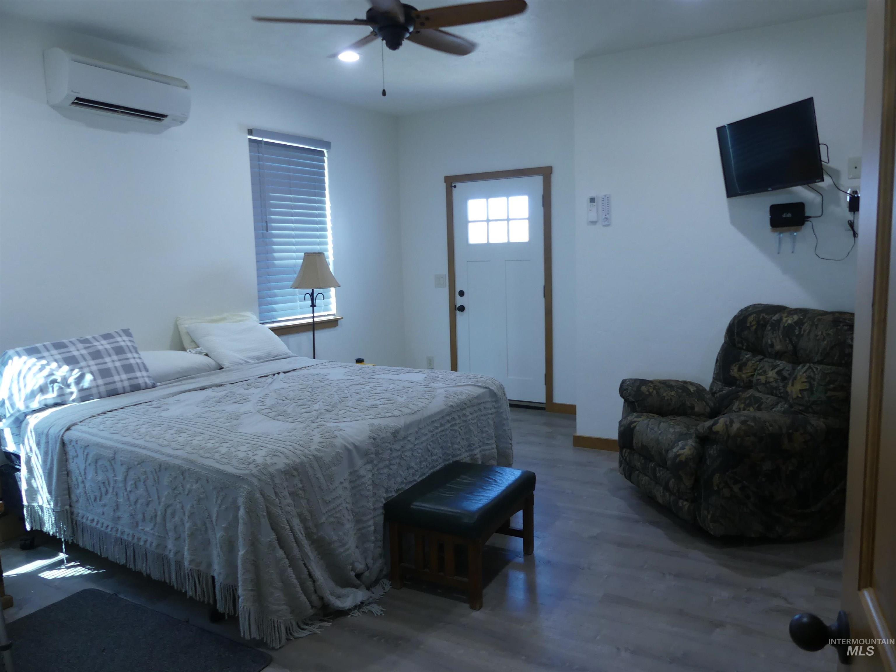 2193 Apple Lane, Mesa, Idaho 83643-5009, 2 Bedrooms, 2.5 Bathrooms, Farm & Ranch For Sale, Price $650,000,MLS 98974162