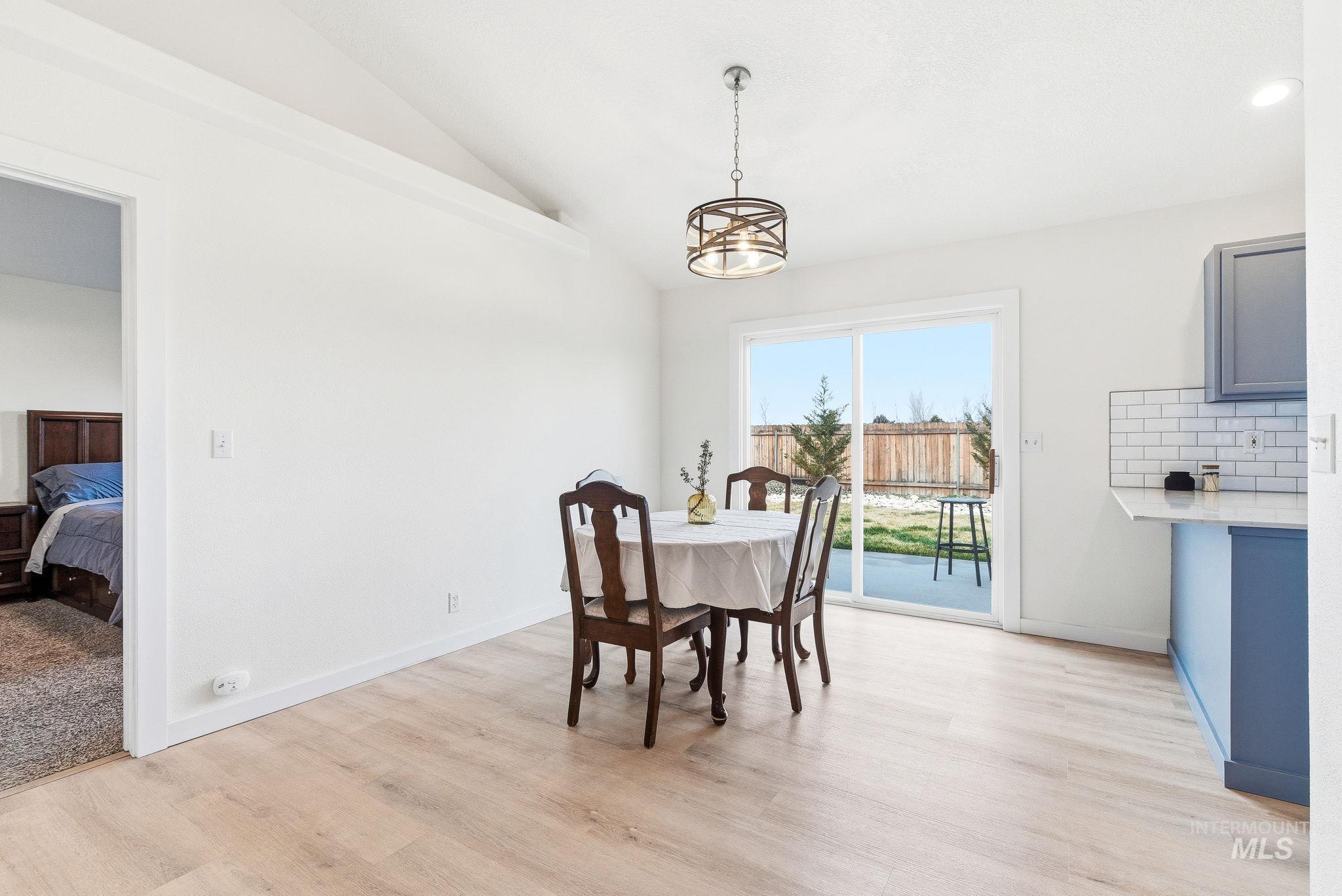 696 W Rams Hill, Kuna, Idaho 83634, 3 Bedrooms, 2 Bathrooms, Residential For Sale, Price $394,900,MLS 98974163