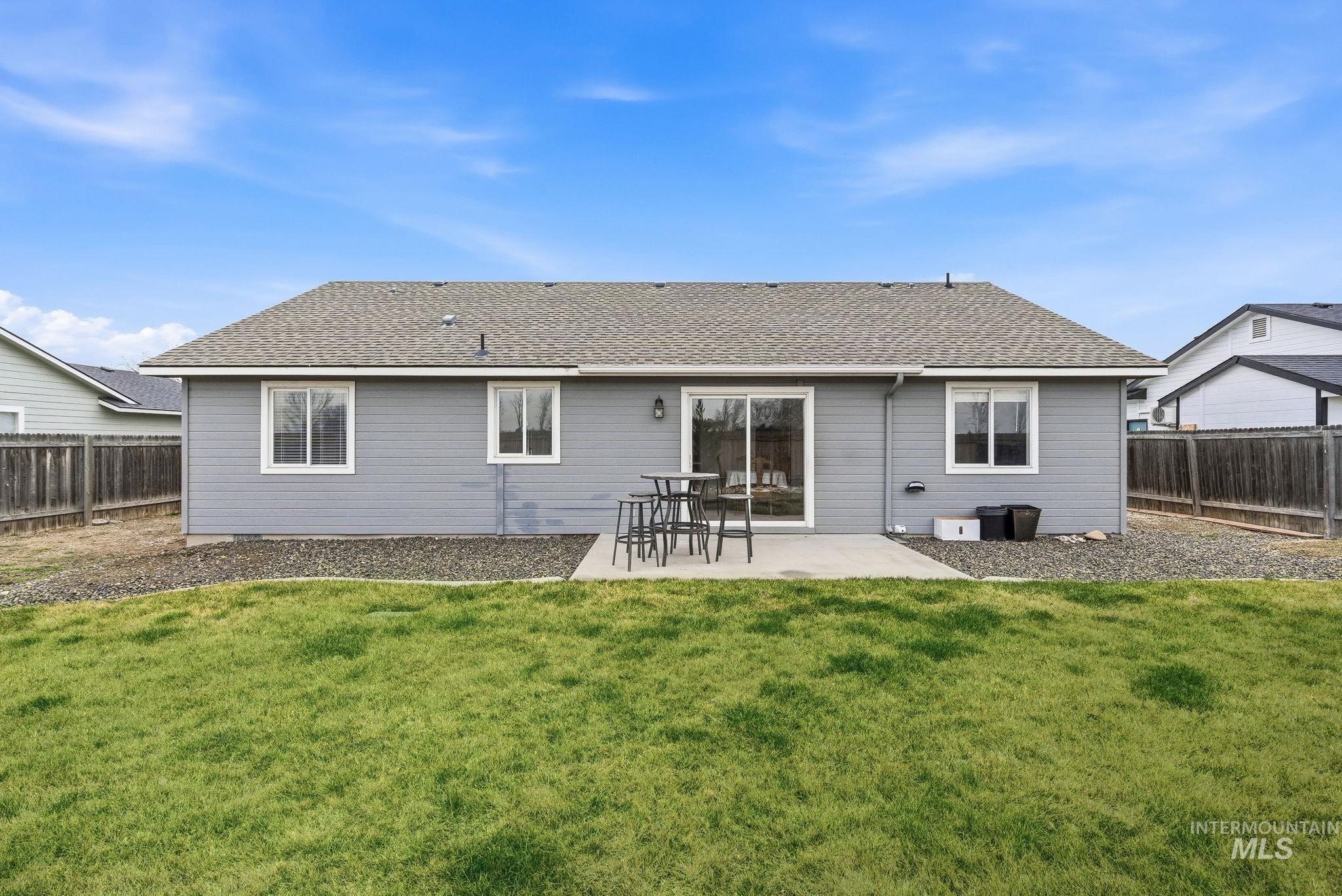 696 W Rams Hill, Kuna, Idaho 83634, 3 Bedrooms, 2 Bathrooms, Residential For Sale, Price $394,900,MLS 98974163