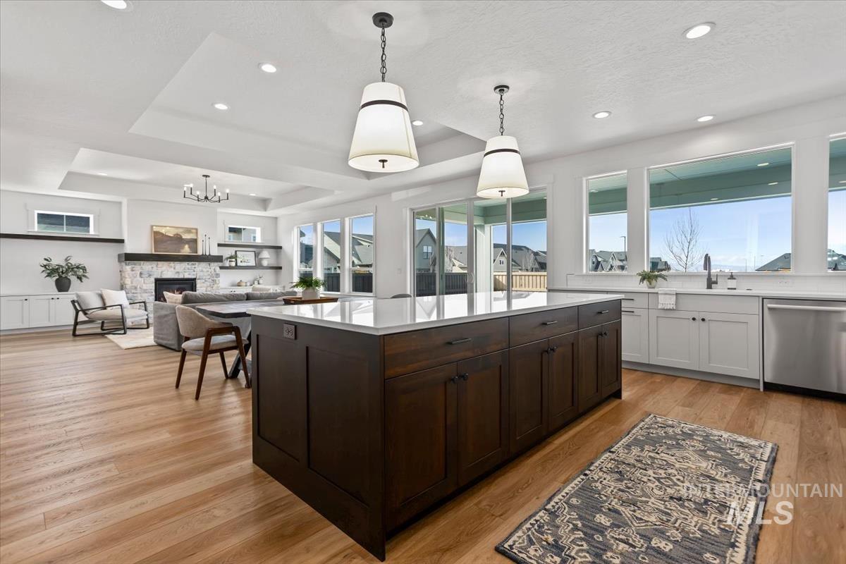 6807 S Messner Way, Meridian, Idaho 83642, 3 Bedrooms, 2.5 Bathrooms, Residential For Sale, Price $749,900, 98974164