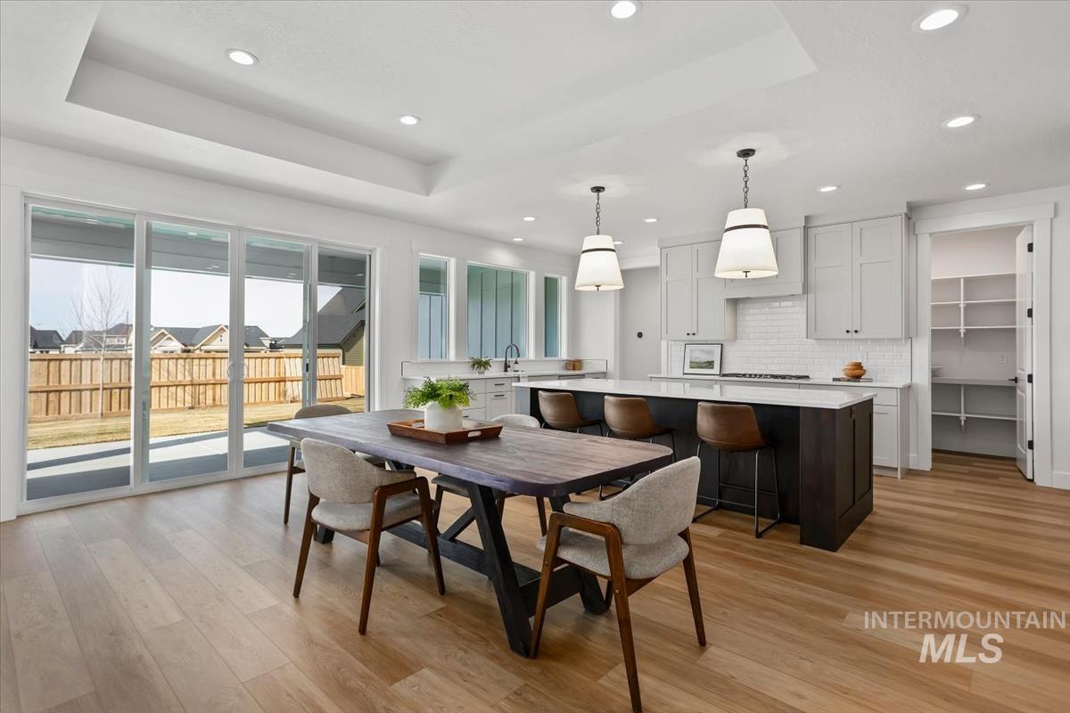 6807 S Messner Way, Meridian, Idaho 83642, 3 Bedrooms, 2.5 Bathrooms, Residential For Sale, Price $749,900, 98974164