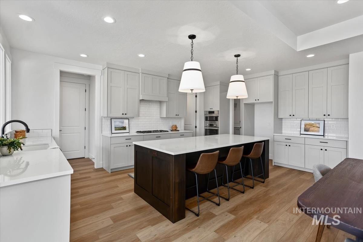 6807 S Messner Way, Meridian, Idaho 83642, 3 Bedrooms, 2.5 Bathrooms, Residential For Sale, Price $749,900, 98974164