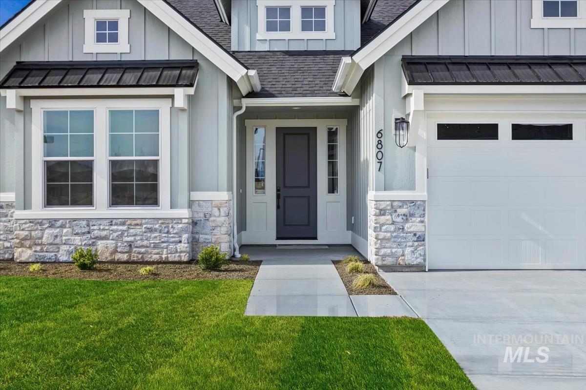 6807 S Messner Way, Meridian, Idaho 83642, 3 Bedrooms, 2.5 Bathrooms, Residential For Sale, Price $749,900, 98974164