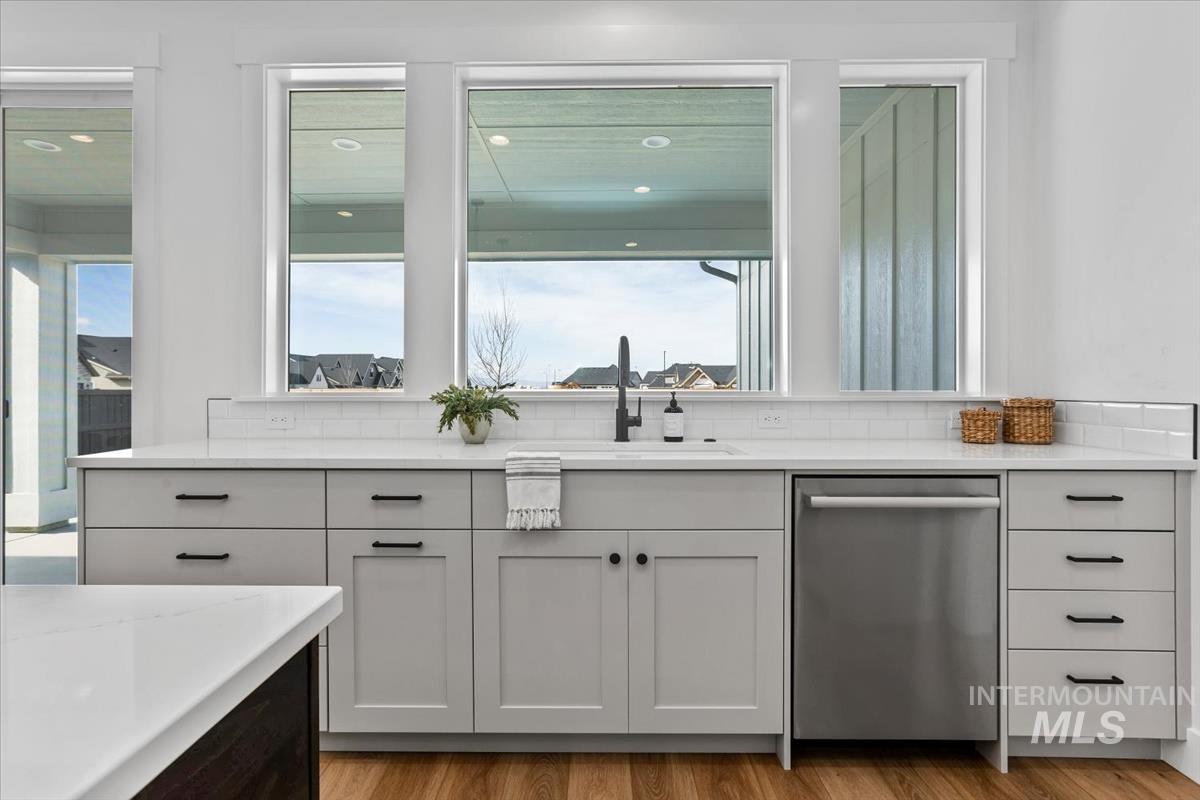 6807 S Messner Way, Meridian, Idaho 83642, 3 Bedrooms, 2.5 Bathrooms, Residential For Sale, Price $749,900, 98974164