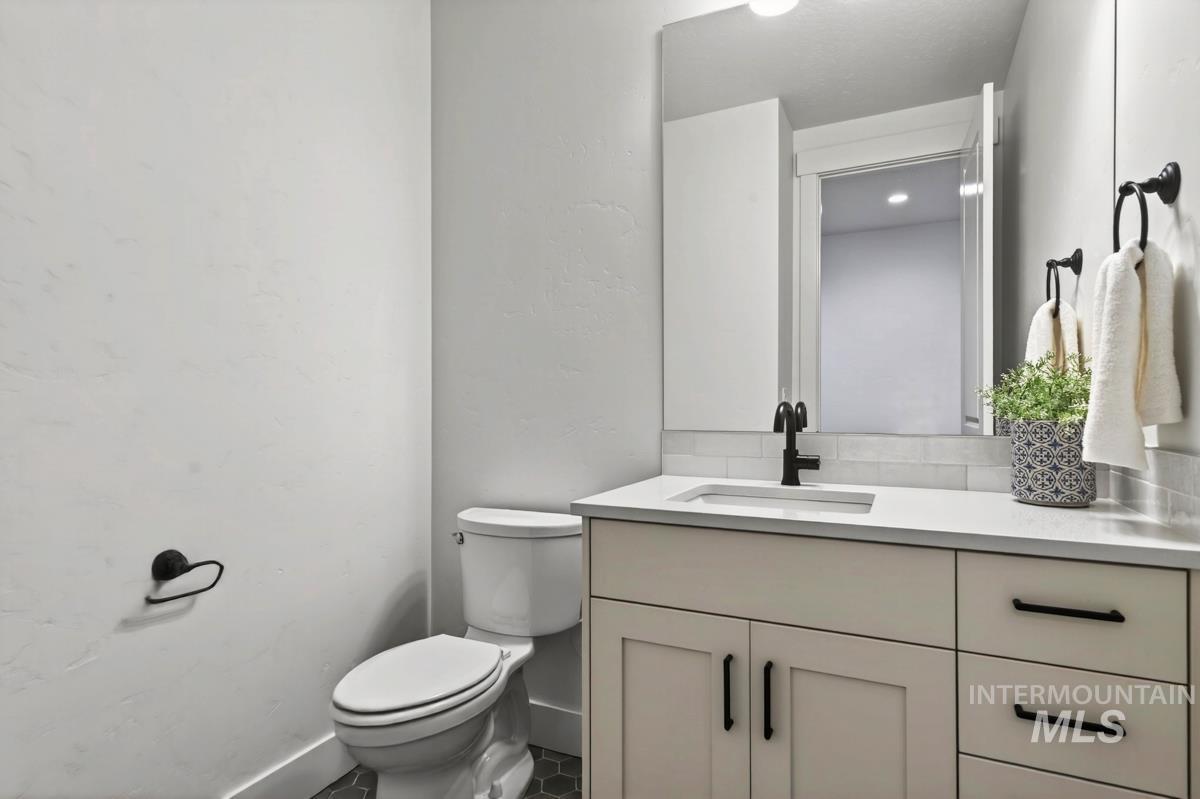 6807 S Messner Way, Meridian, Idaho 83642, 3 Bedrooms, 2.5 Bathrooms, Residential For Sale, Price $749,900,MLS 98974164