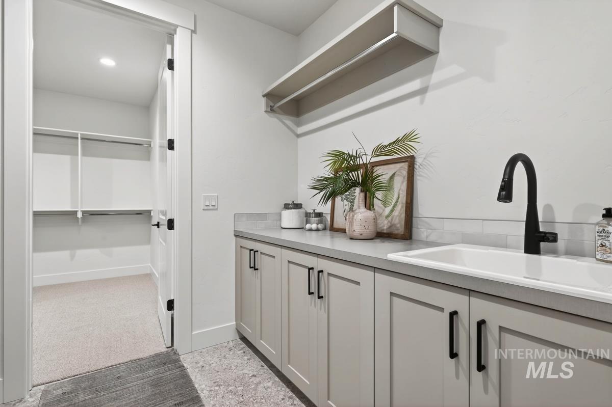 6807 S Messner Way, Meridian, Idaho 83642, 3 Bedrooms, 2.5 Bathrooms, Residential For Sale, Price $749,900,MLS 98974164