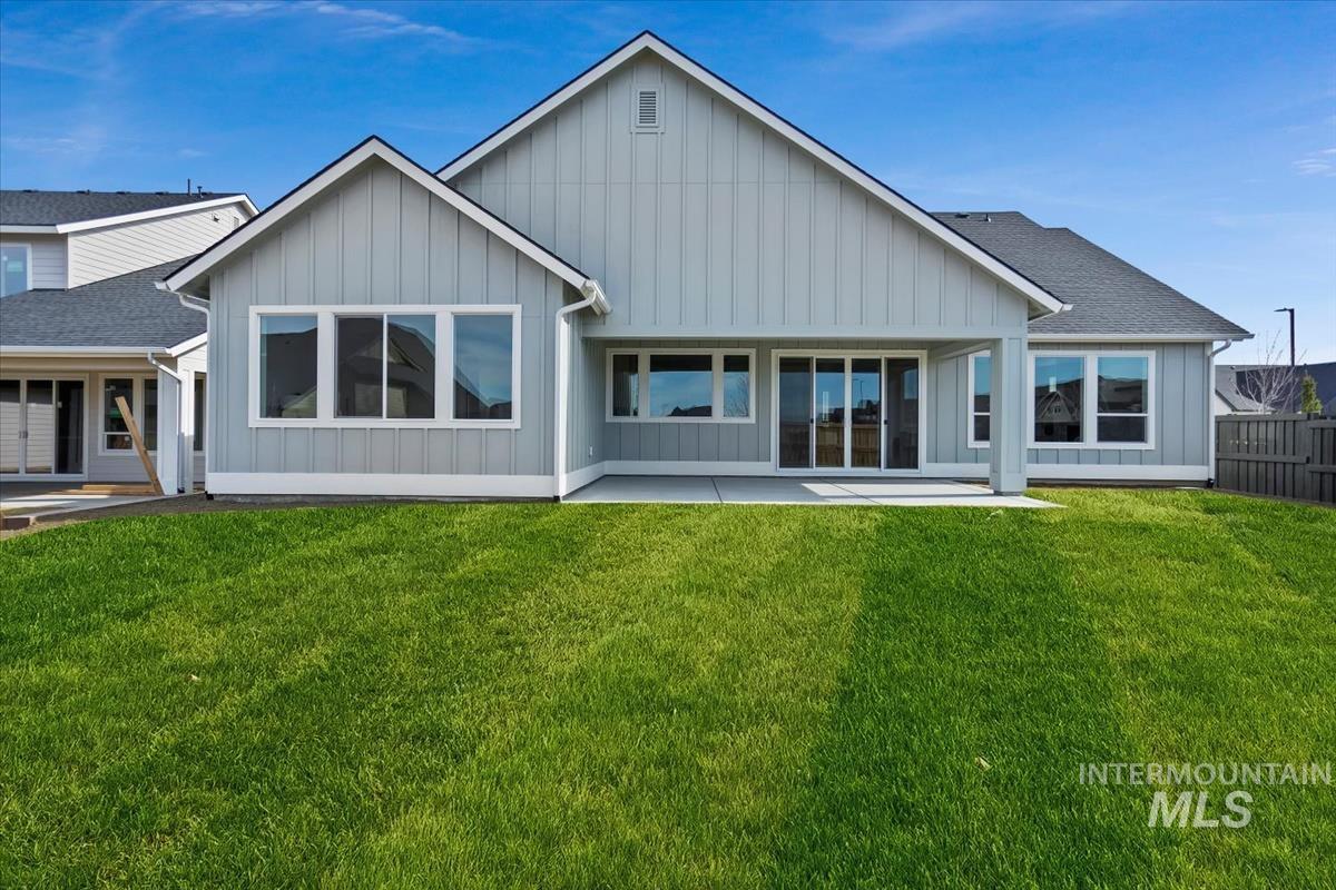 6807 S Messner Way, Meridian, Idaho 83642, 3 Bedrooms, 2.5 Bathrooms, Residential For Sale, Price $749,900, 98974164