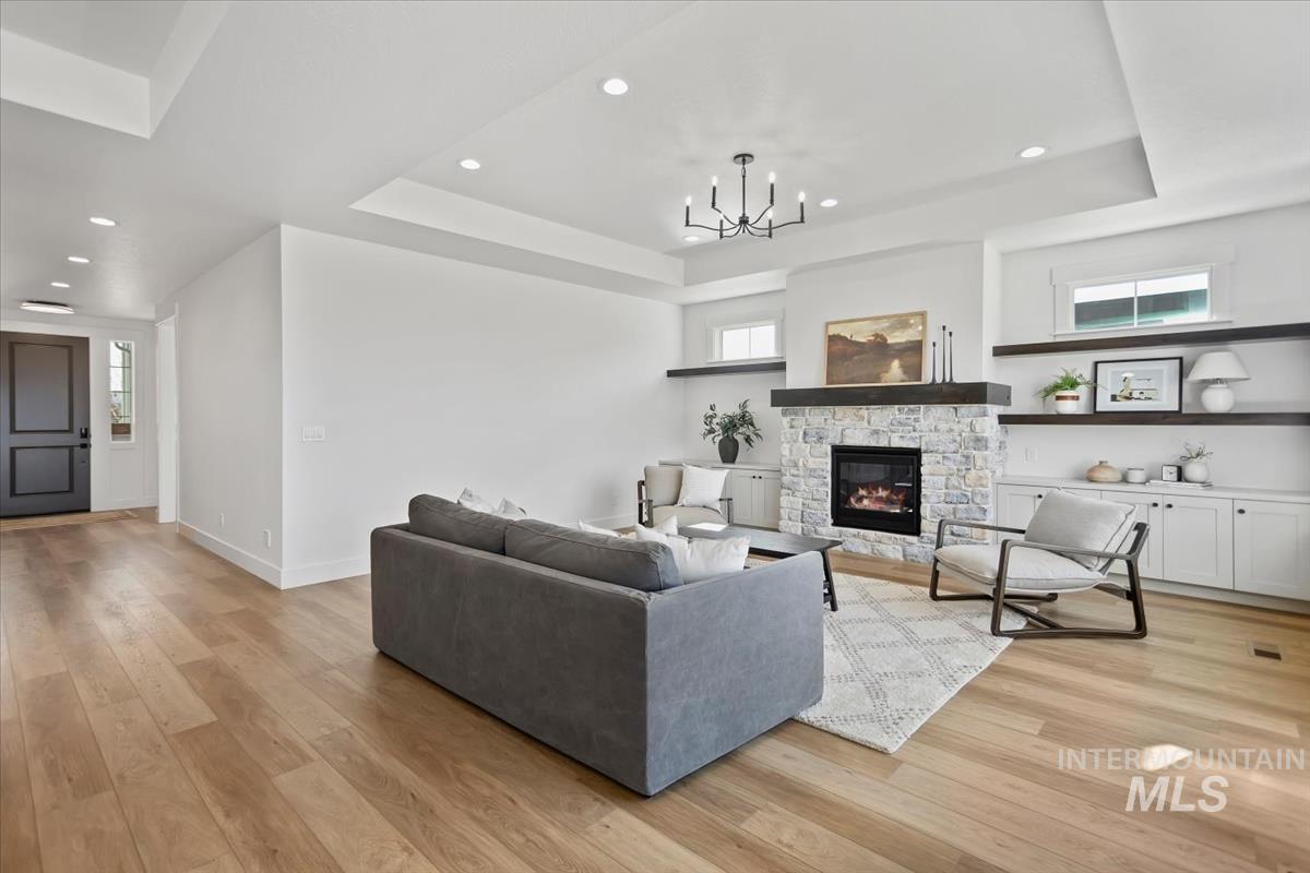 6807 S Messner Way, Meridian, Idaho 83642, 3 Bedrooms, 2.5 Bathrooms, Residential For Sale, Price $749,900, 98974164