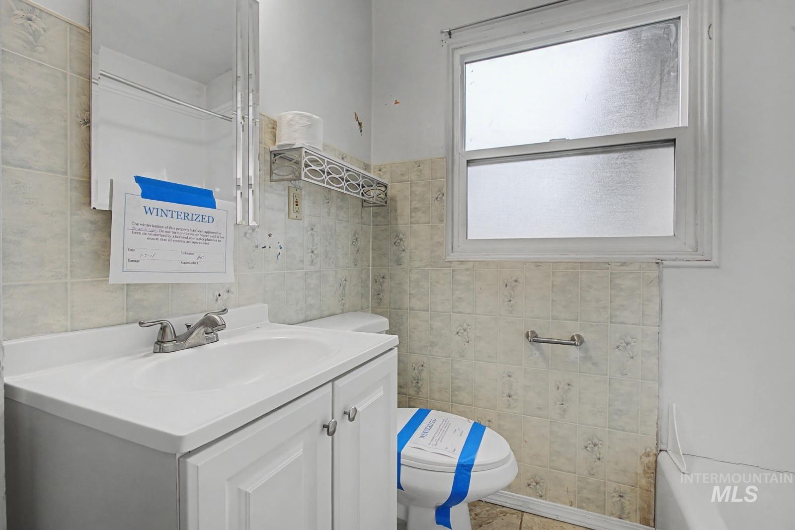 918 Elm Street, Clarkston, Washington 99403, 2 Bedrooms, 1 Bathroom, Residential For Sale, Price $255,000,MLS 98974165