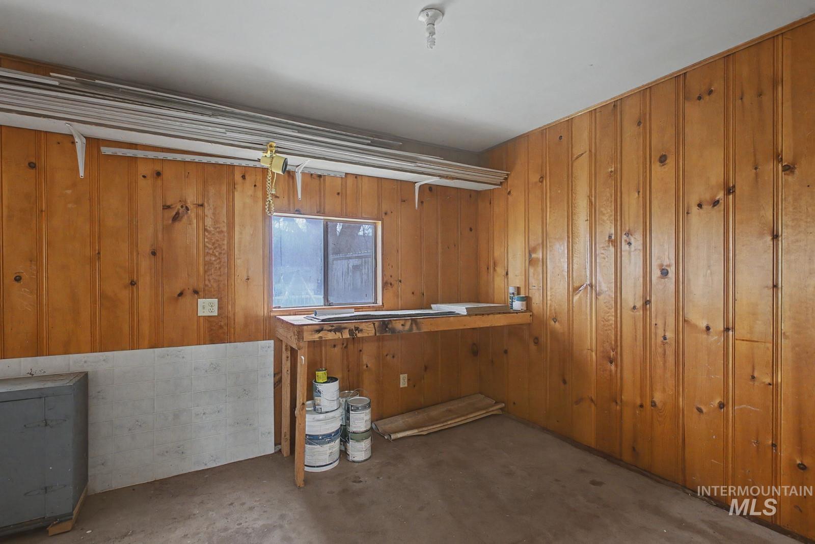 918 Elm Street, Clarkston, Washington 99403, 2 Bedrooms, 1 Bathroom, Residential For Sale, Price $255,000,MLS 98974165