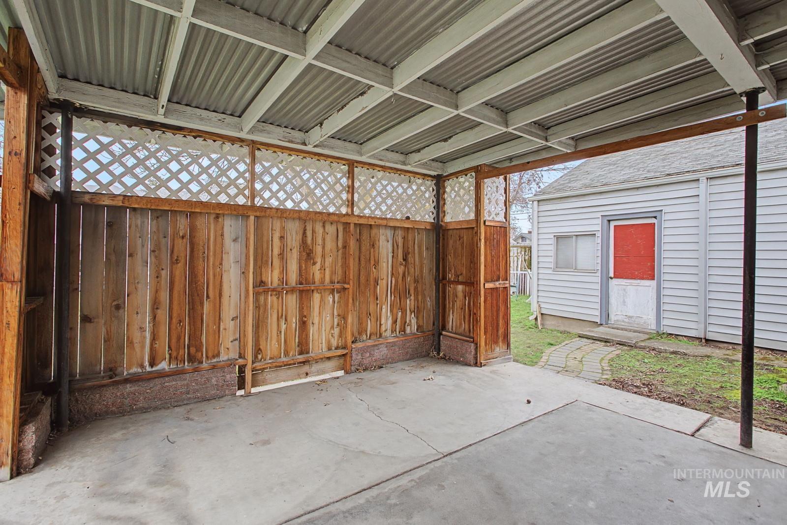 918 Elm Street, Clarkston, Washington 99403, 2 Bedrooms, 1 Bathroom, Residential For Sale, Price $255,000,MLS 98974165