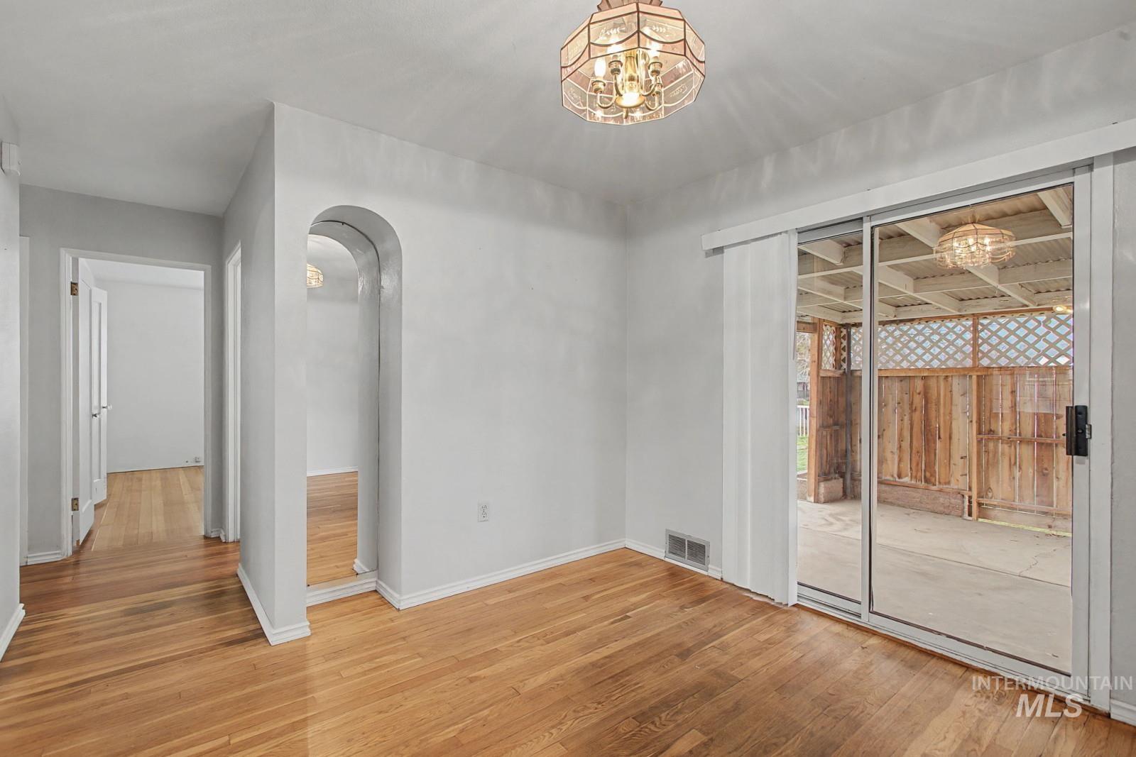 918 Elm Street, Clarkston, Washington 99403, 2 Bedrooms, 1 Bathroom, Residential For Sale, Price $255,000,MLS 98974165