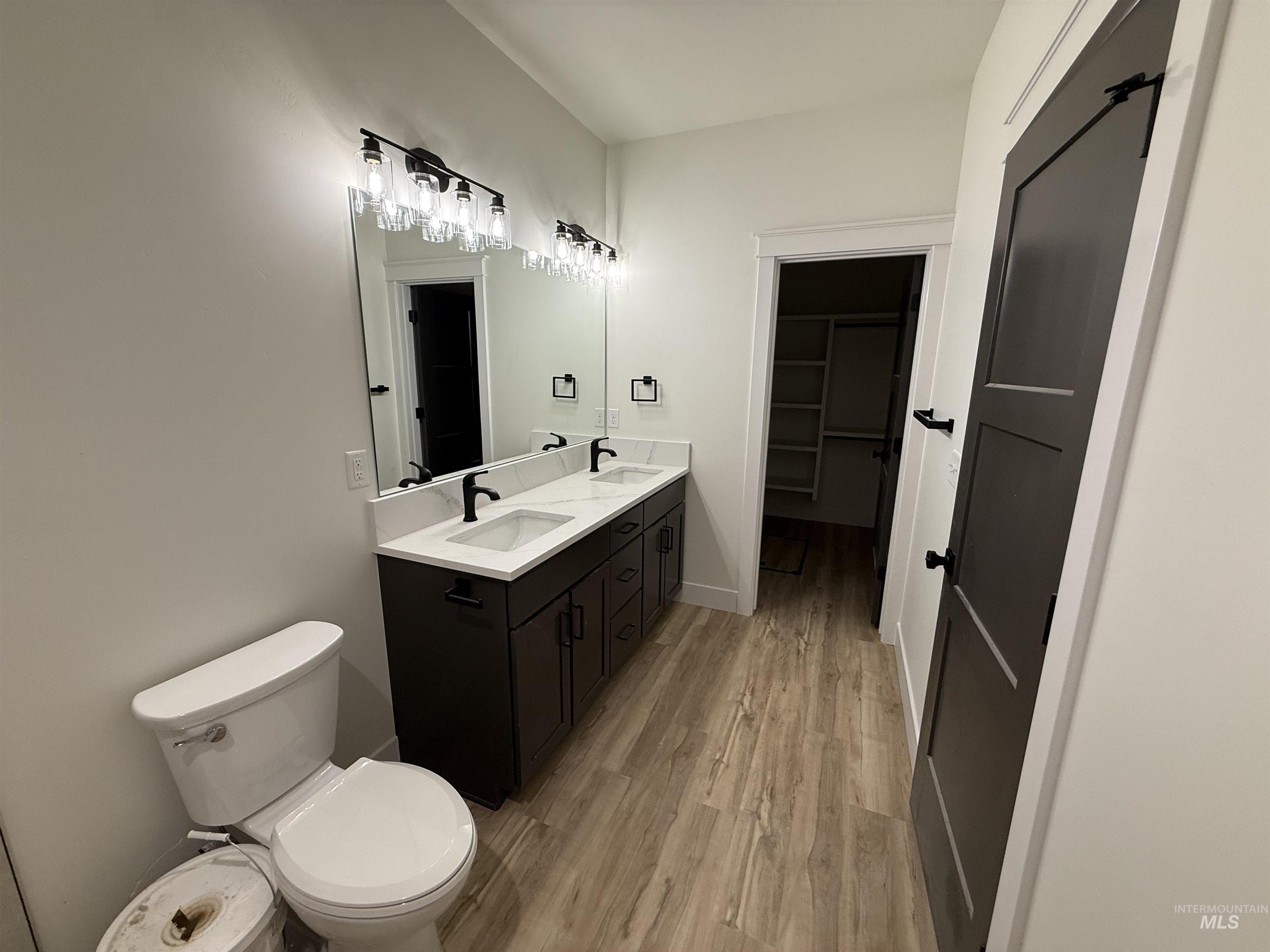 521 Sunspot Drive, Twin Falls, Idaho 83301, 4 Bedrooms, 2 Bathrooms, Residential For Sale, Price $439,000, 98974169