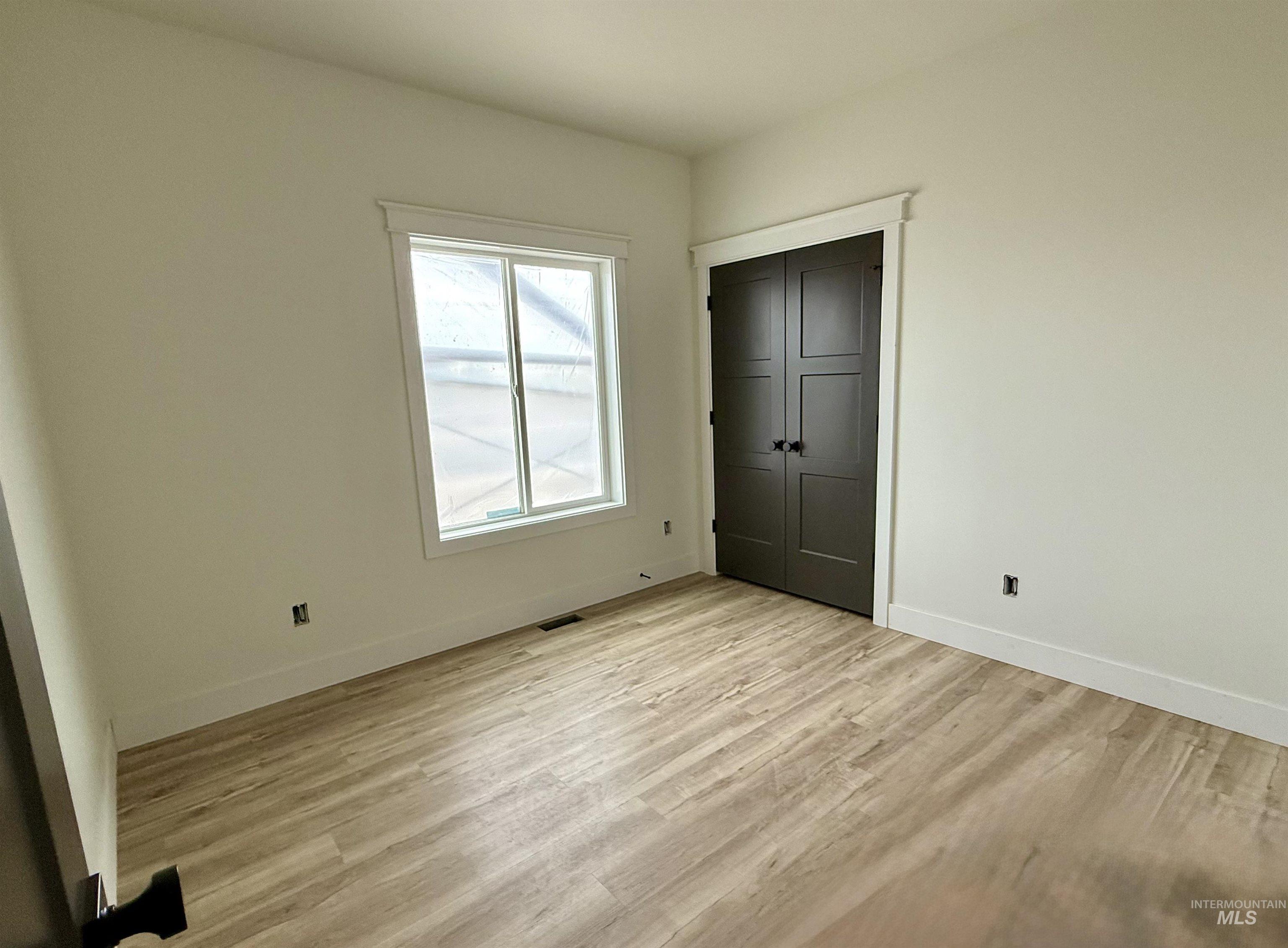 521 Sunspot Drive, Twin Falls, Idaho 83301, 4 Bedrooms, 2 Bathrooms, Residential For Sale, Price $439,000,MLS 98974169