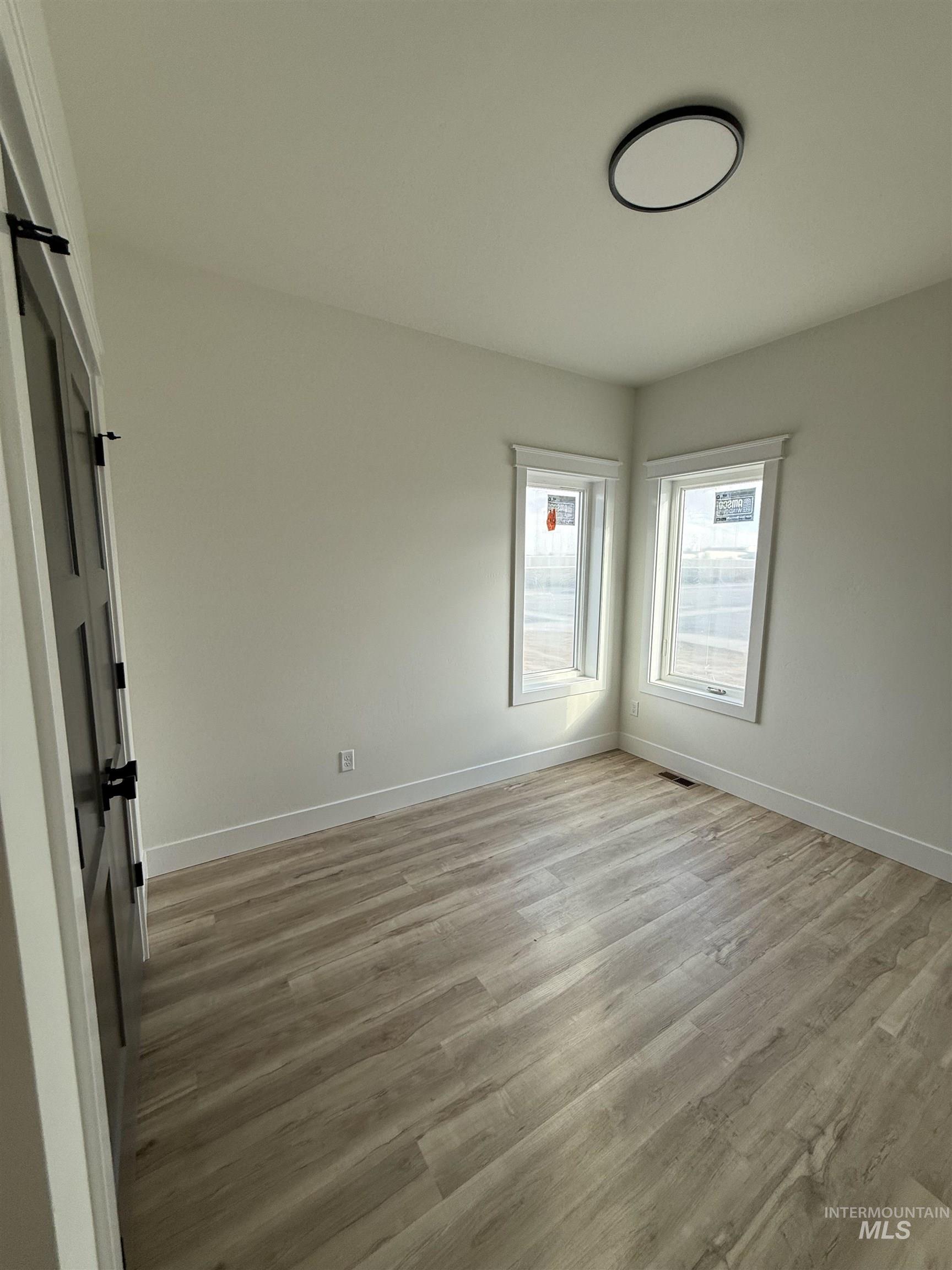 521 Sunspot Drive, Twin Falls, Idaho 83301, 4 Bedrooms, 2 Bathrooms, Residential For Sale, Price $439,000, 98974169