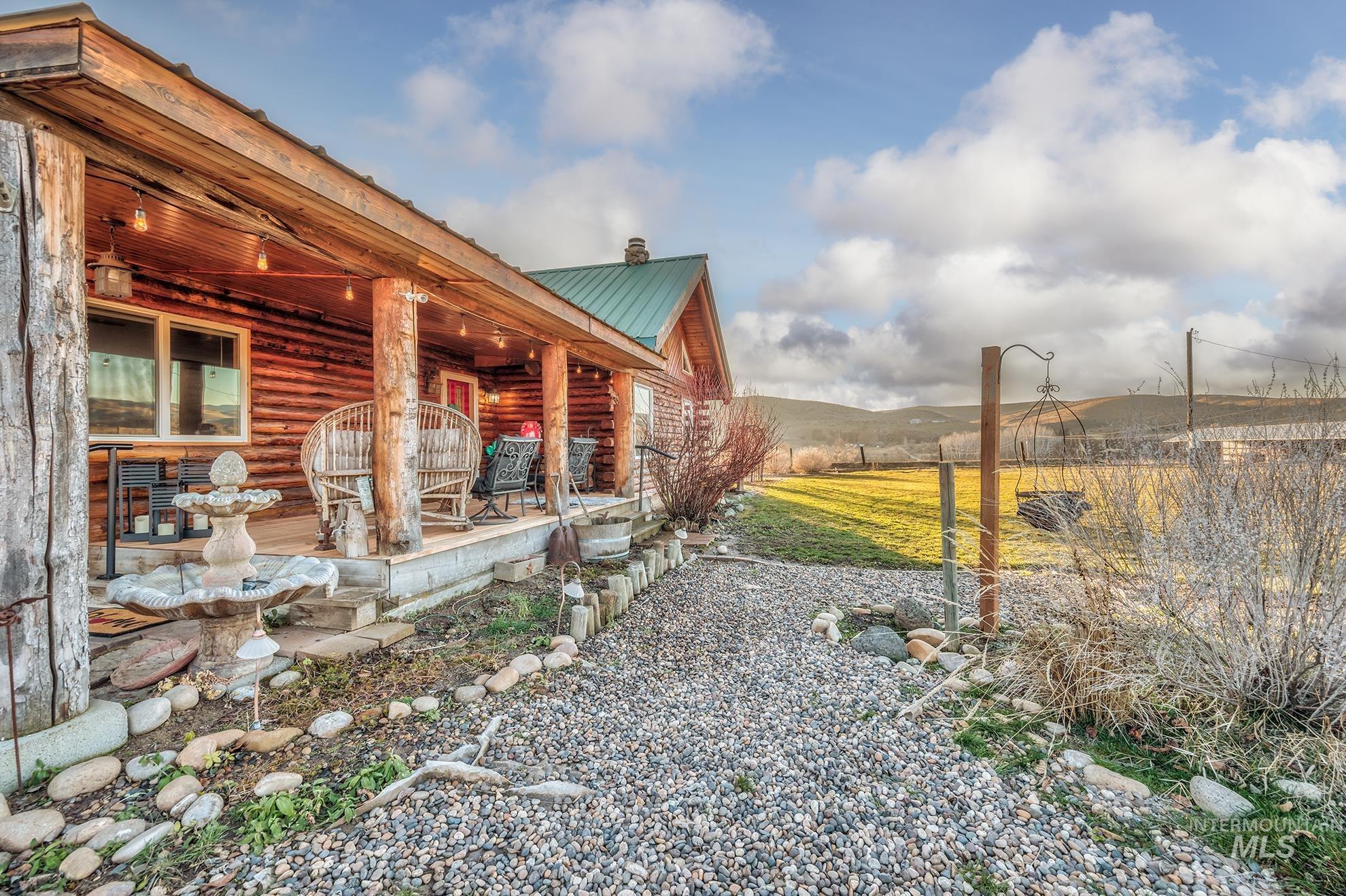 1855 Jones Road, Weiser, Idaho 83672, 3 Bedrooms, 2 Bathrooms, Residential For Sale, Price $750,000,MLS 98974170