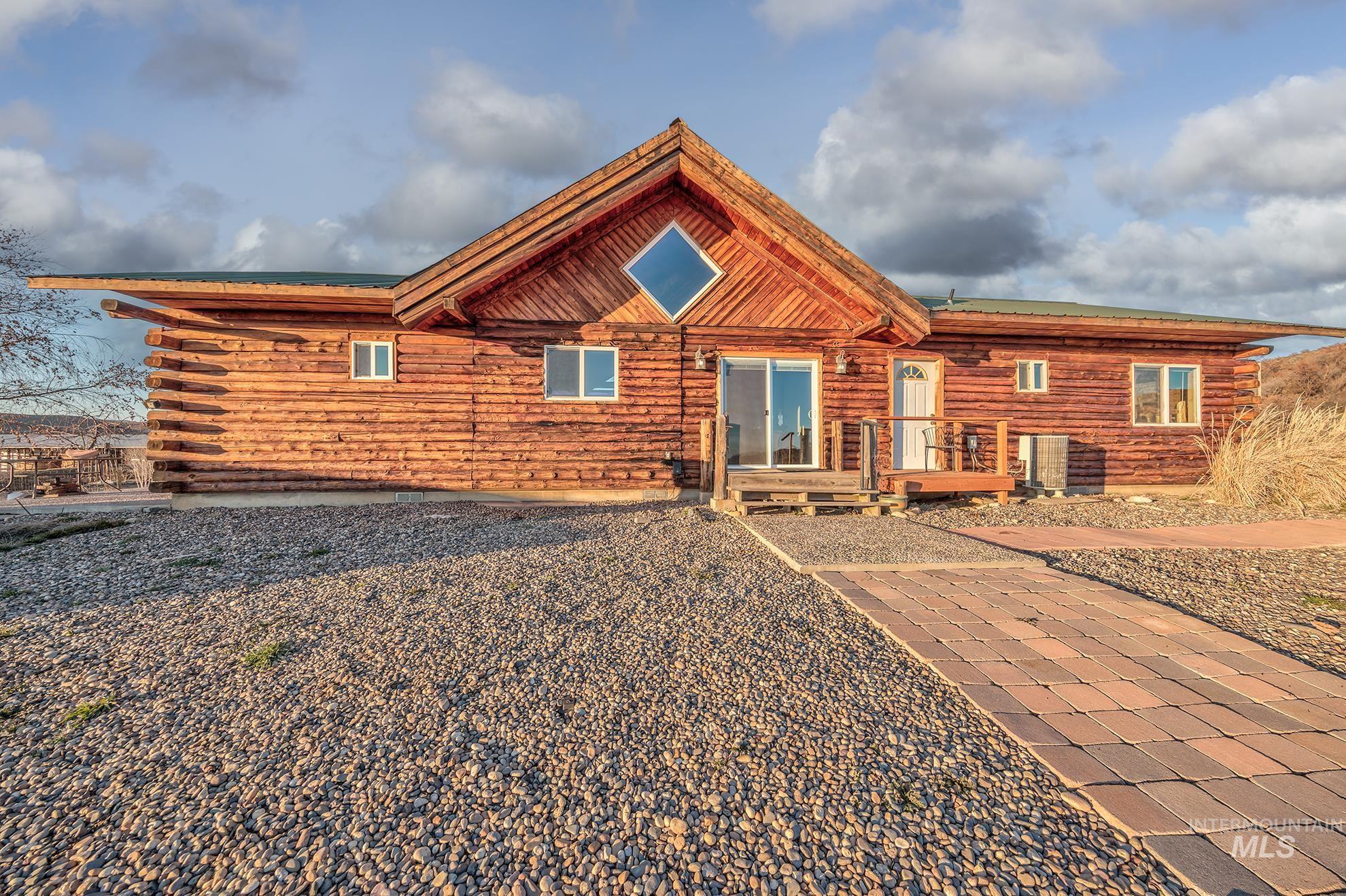 1855 Jones Road, Weiser, Idaho 83672, 3 Bedrooms, 2 Bathrooms, Residential For Sale, Price $750,000,MLS 98974170