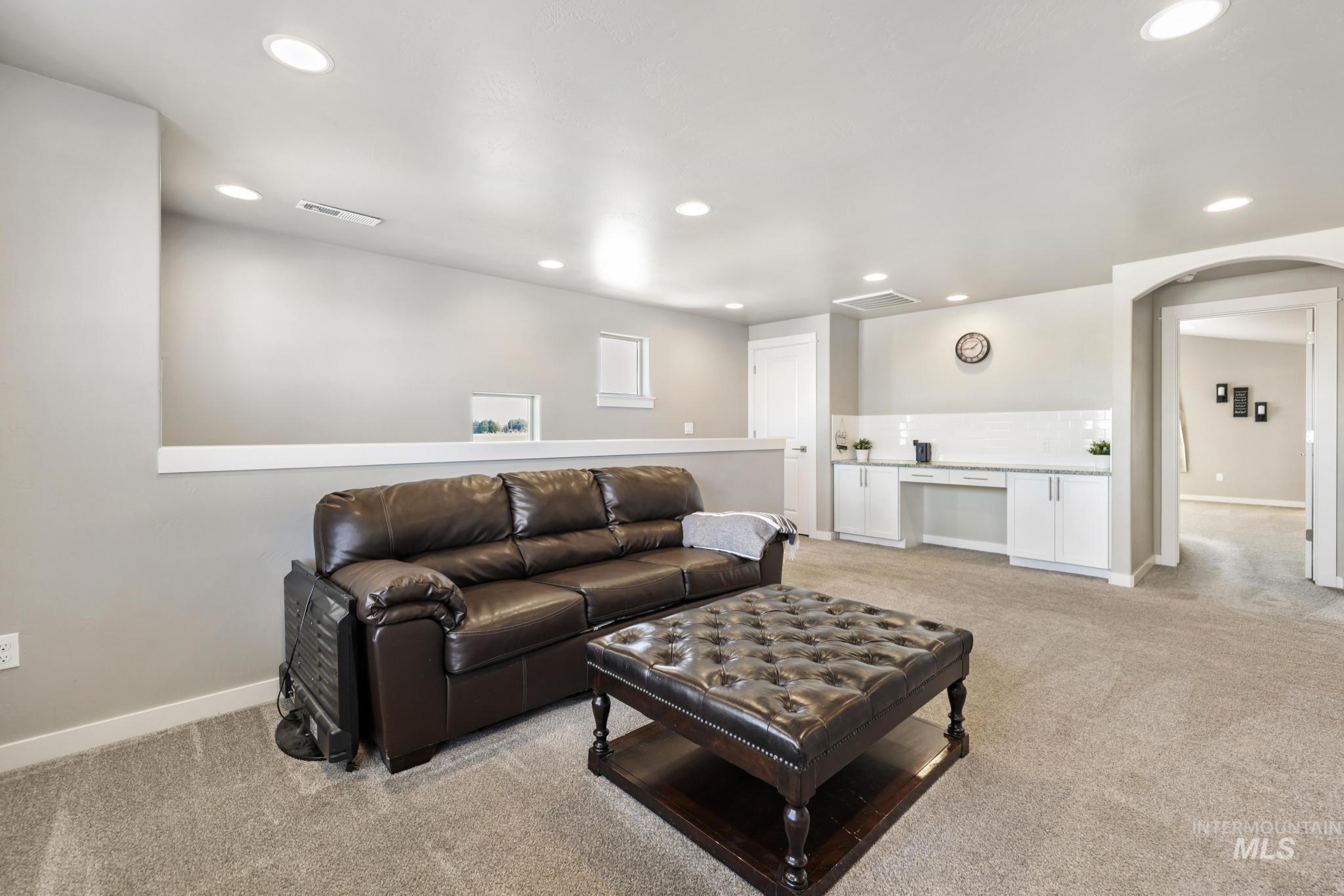 2786 Whitebark Ln, Twin Falls, Idaho 83301-6094, 3 Bedrooms, 2.5 Bathrooms, Residential For Sale, Price $460,000,MLS 98974172