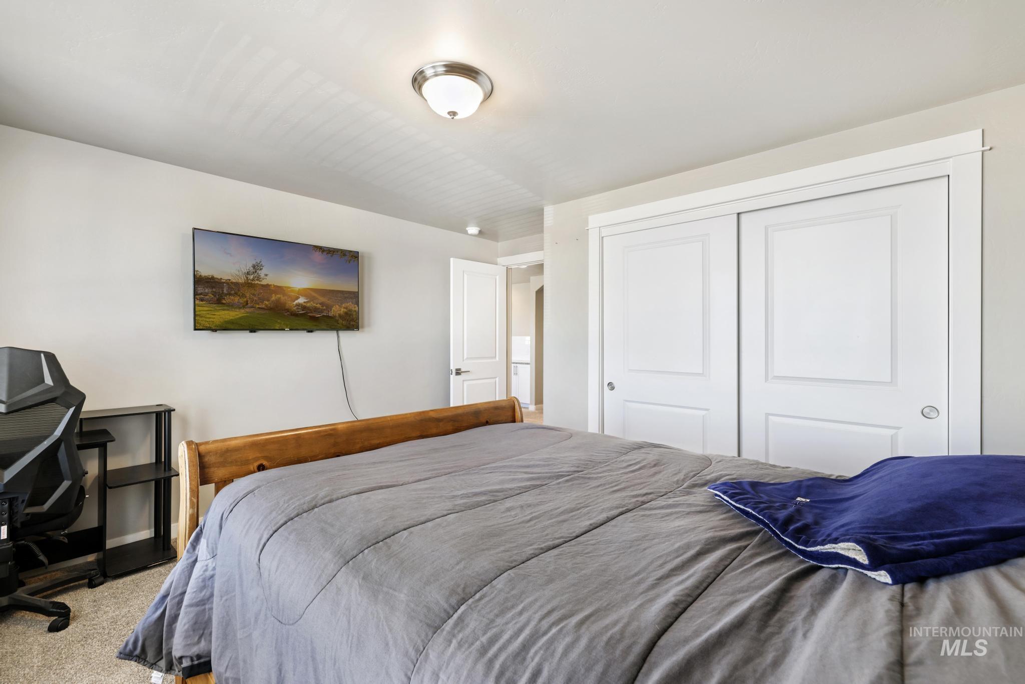 2786 Whitebark Ln, Twin Falls, Idaho 83301-6094, 3 Bedrooms, 2.5 Bathrooms, Residential For Sale, Price $460,000,MLS 98974172