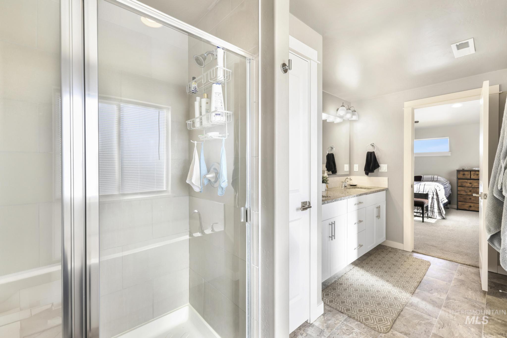 2786 Whitebark Ln, Twin Falls, Idaho 83301-6094, 3 Bedrooms, 2.5 Bathrooms, Residential For Sale, Price $460,000,MLS 98974172