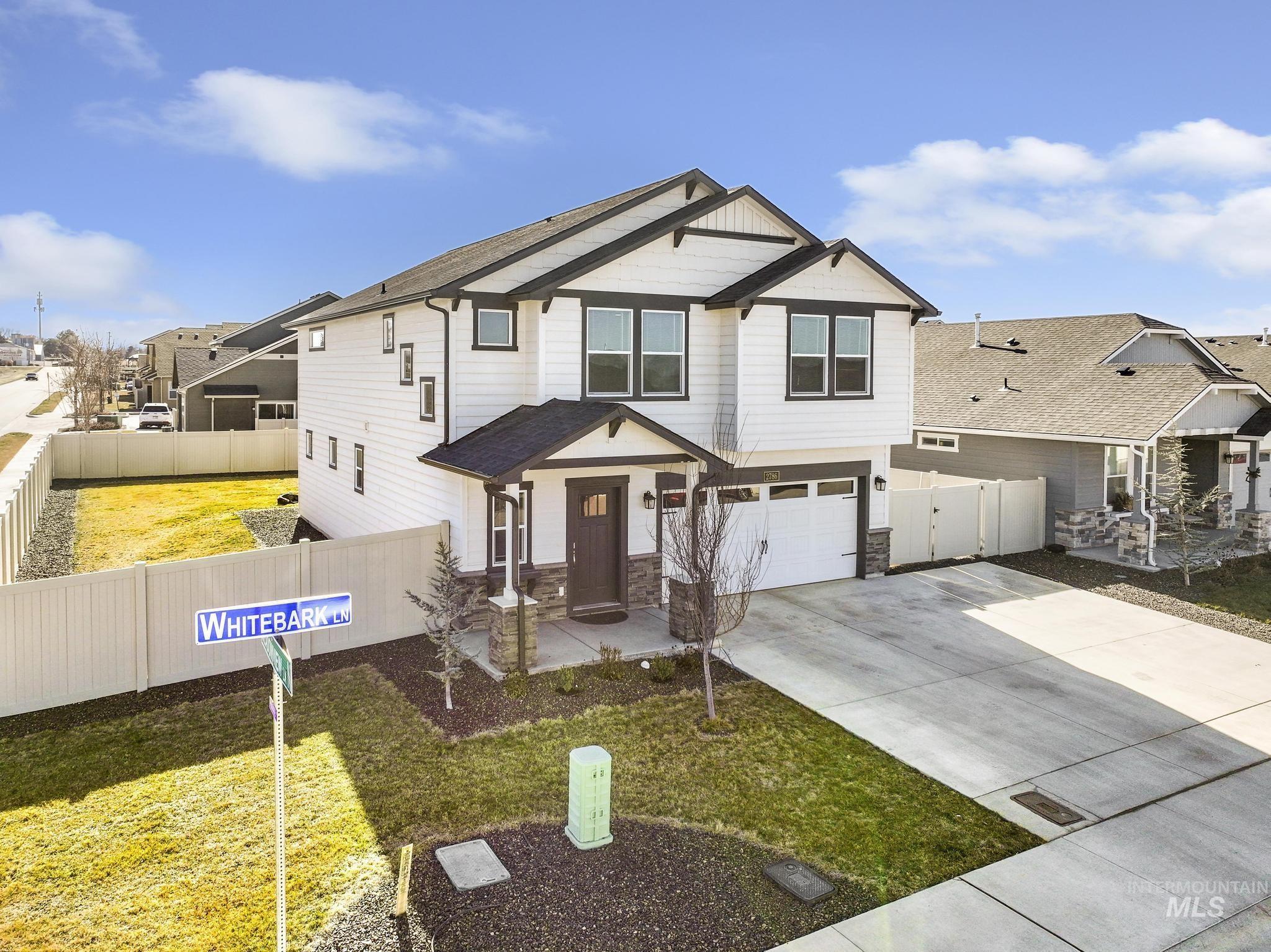 2786 Whitebark Ln, Twin Falls, Idaho 83301-6094, 3 Bedrooms, 2.5 Bathrooms, Residential For Sale, Price $460,000,MLS 98974172