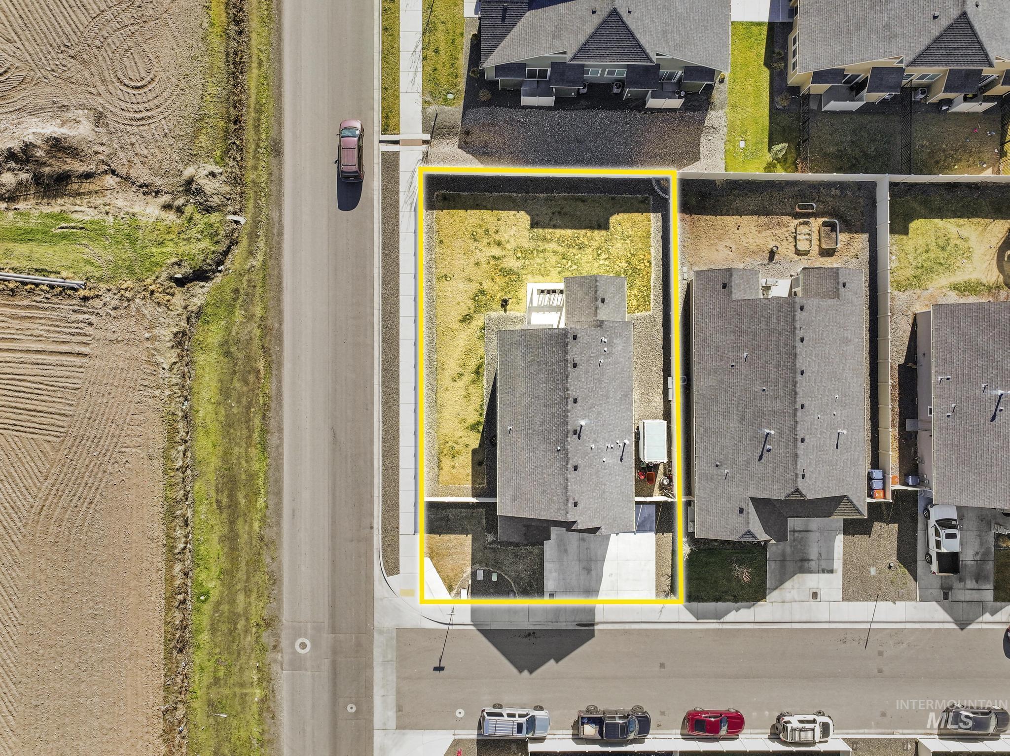 2786 Whitebark Ln, Twin Falls, Idaho 83301-6094, 3 Bedrooms, 2.5 Bathrooms, Residential For Sale, Price $460,000,MLS 98974172