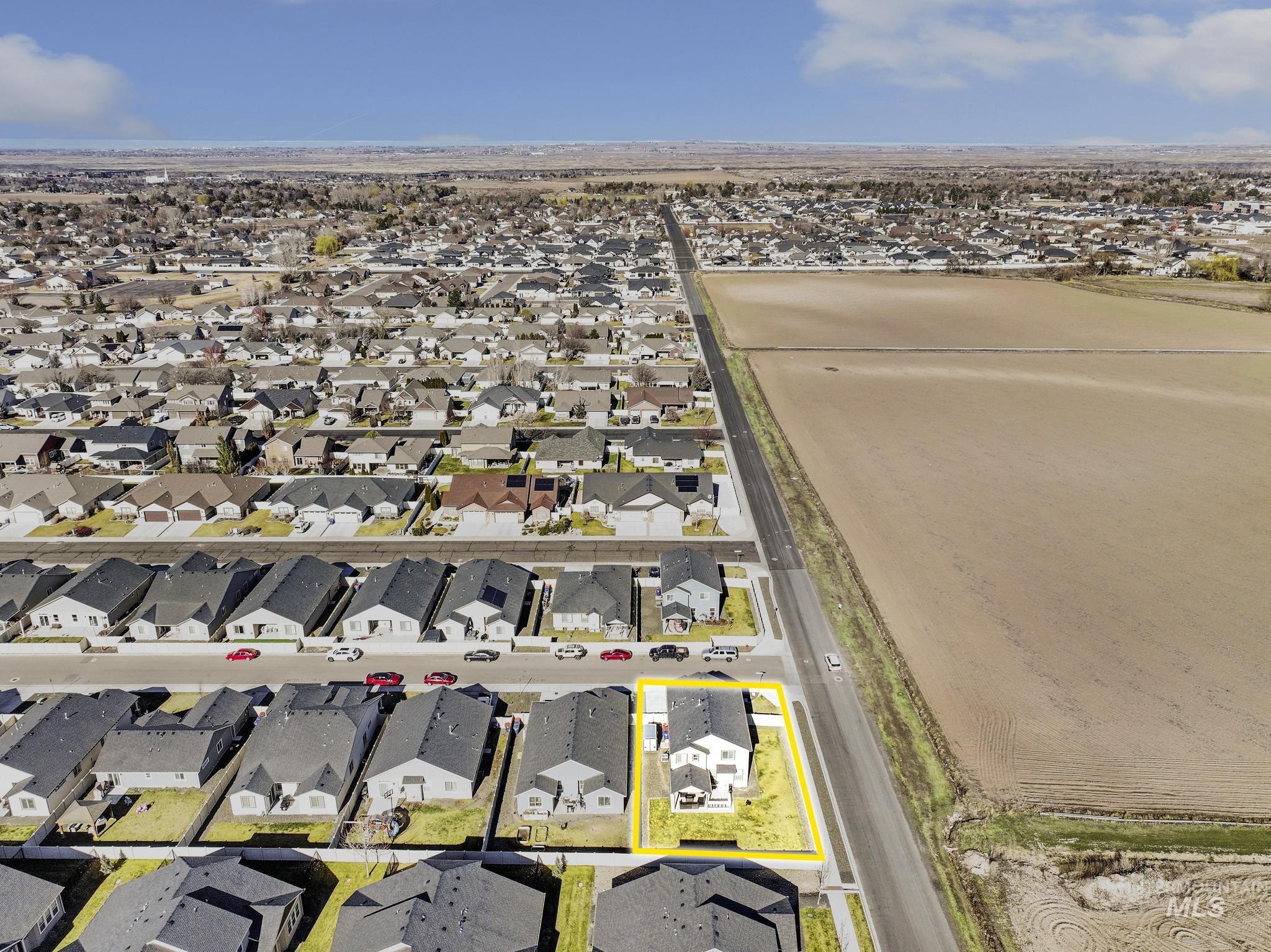 2786 Whitebark Ln, Twin Falls, Idaho 83301-6094, 3 Bedrooms, 2.5 Bathrooms, Residential For Sale, Price $460,000,MLS 98974172