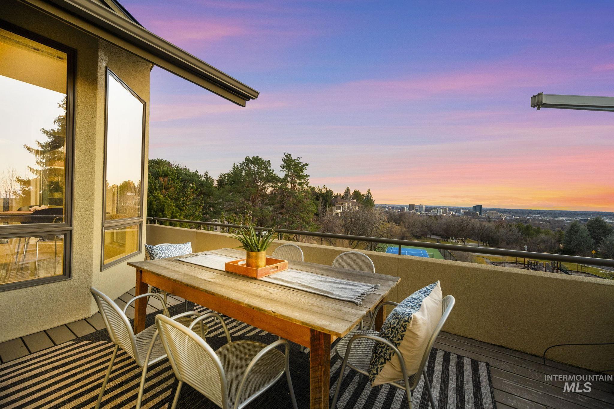 462 W Ridgeline, Boise, Idaho 83702, 4 Bedrooms, 3.5 Bathrooms, Residential For Sale, Price $2,298,000,MLS 98974174