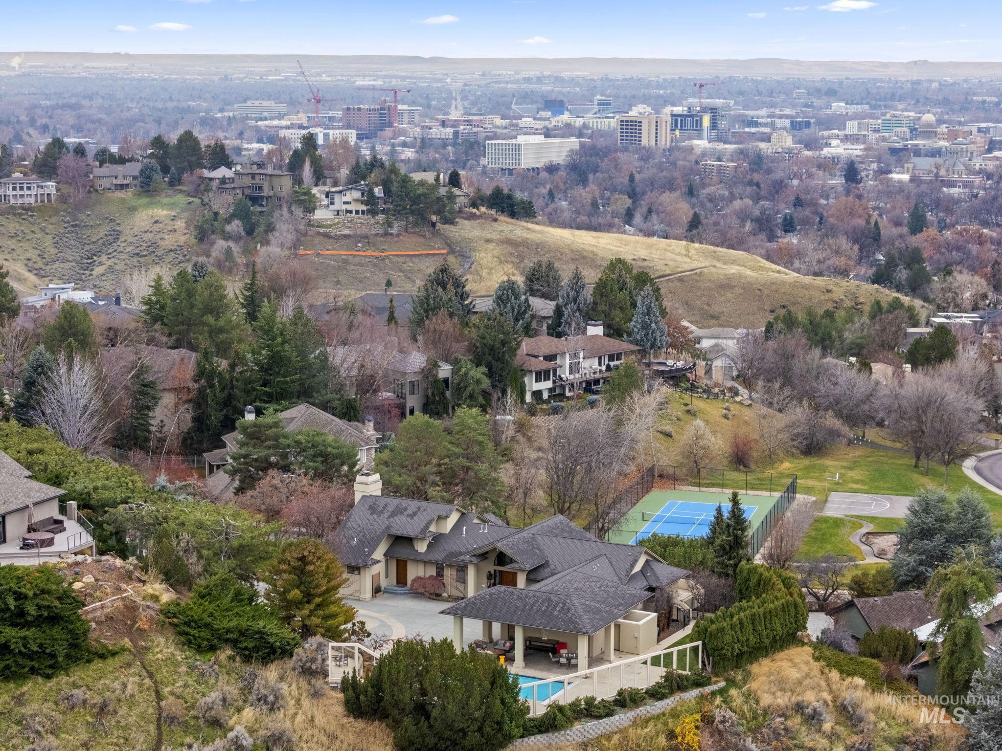 462 W Ridgeline, Boise, Idaho 83702, 4 Bedrooms, 3.5 Bathrooms, Residential For Sale, Price $2,298,000,MLS 98974174