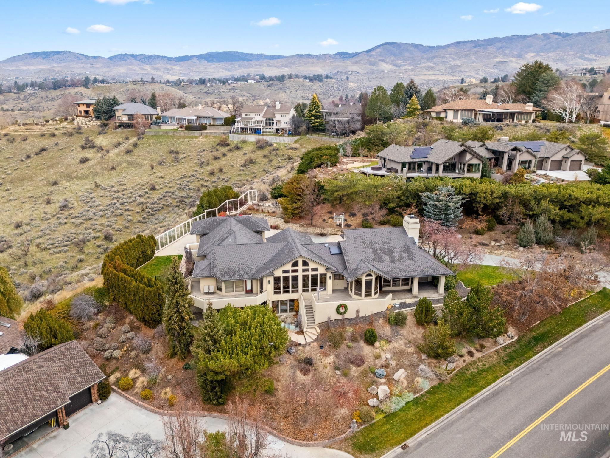 462 W Ridgeline, Boise, Idaho 83702, 4 Bedrooms, 3.5 Bathrooms, Residential For Sale, Price $2,298,000,MLS 98974174