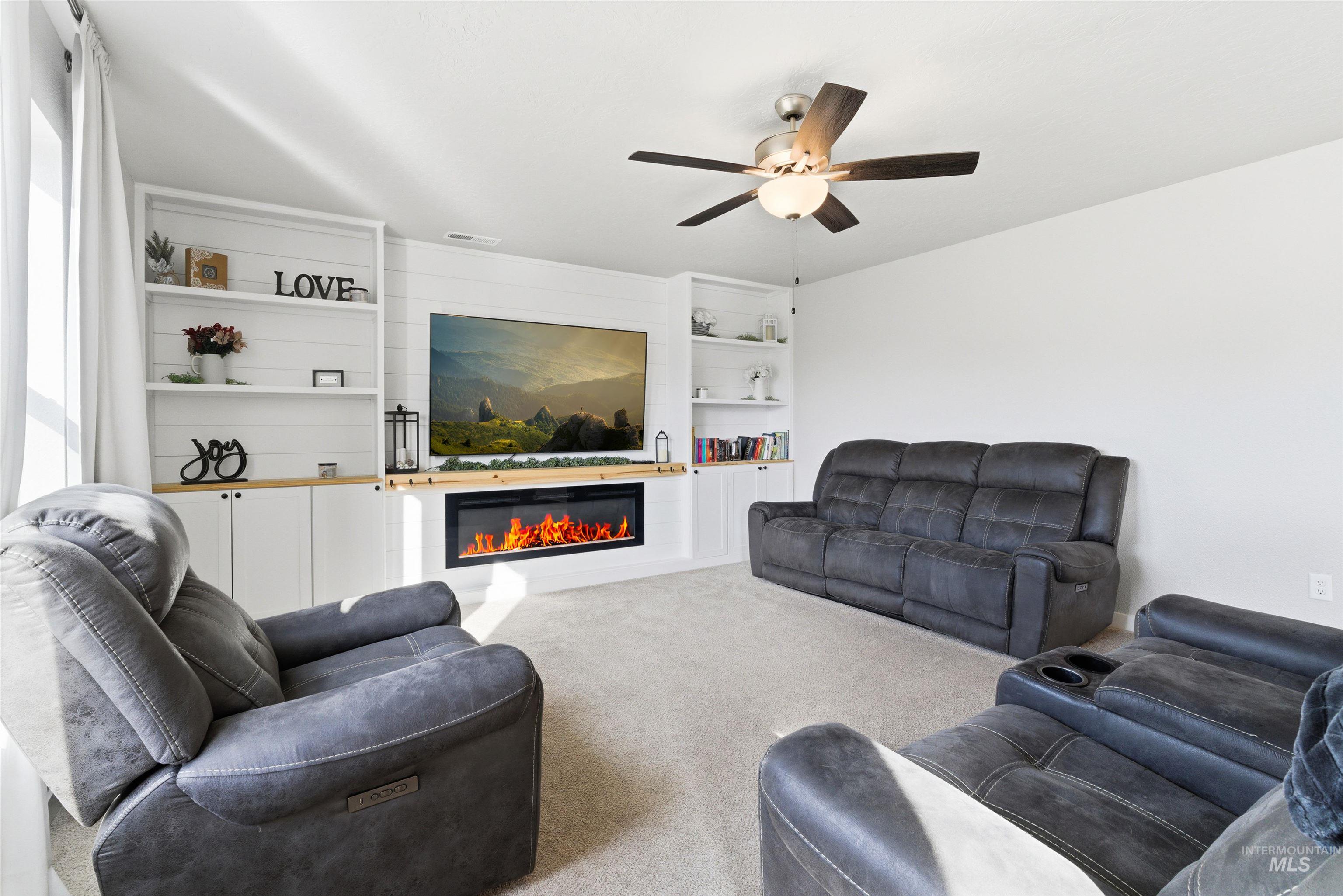 19189 Smith Fork Way, Caldwell, Idaho 83605, 3 Bedrooms, 2.5 Bathrooms, Residential For Sale, Price $449,990, 98974175