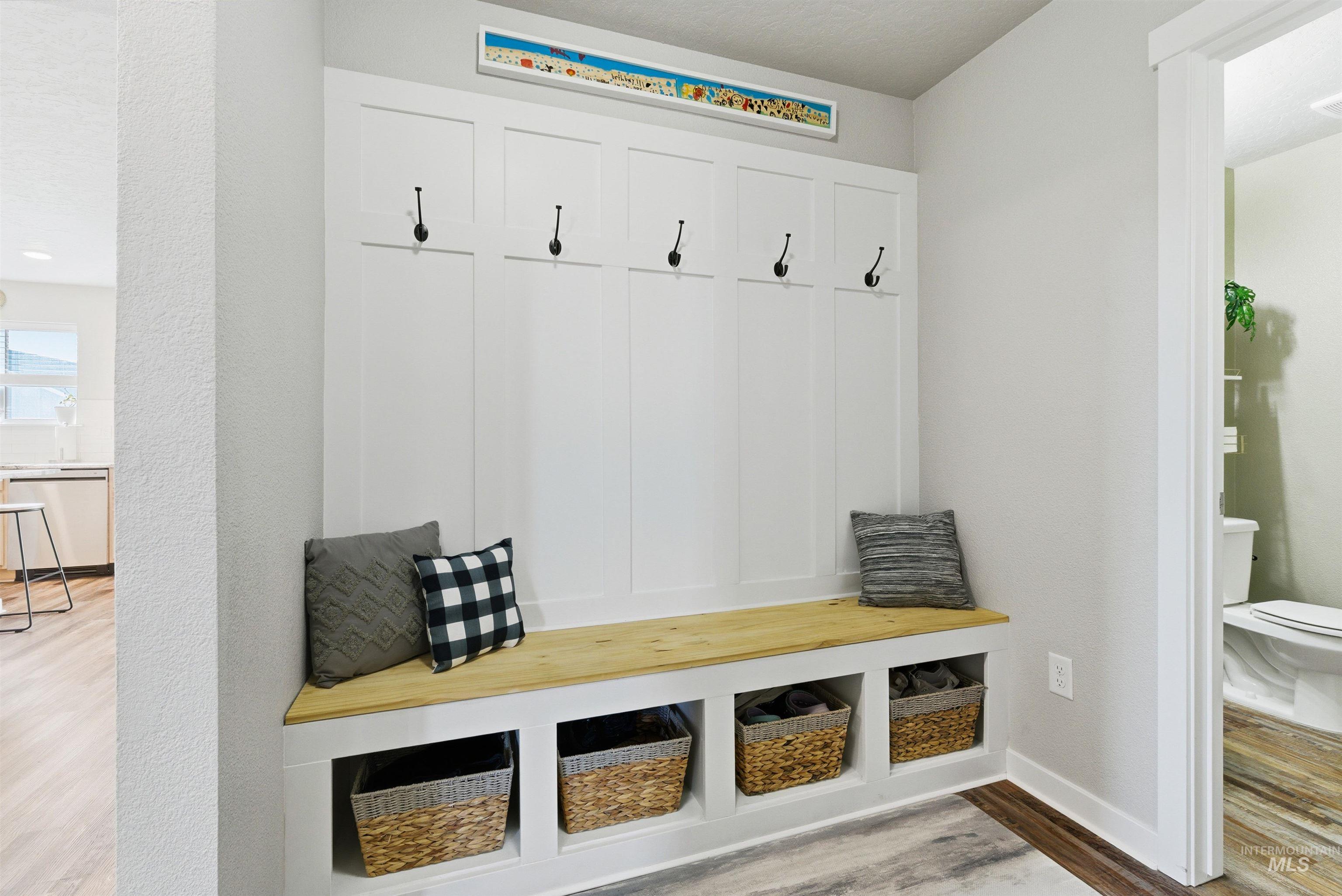 19189 Smith Fork Way, Caldwell, Idaho 83605, 3 Bedrooms, 2.5 Bathrooms, Residential For Sale, Price $439,990,MLS 98974175