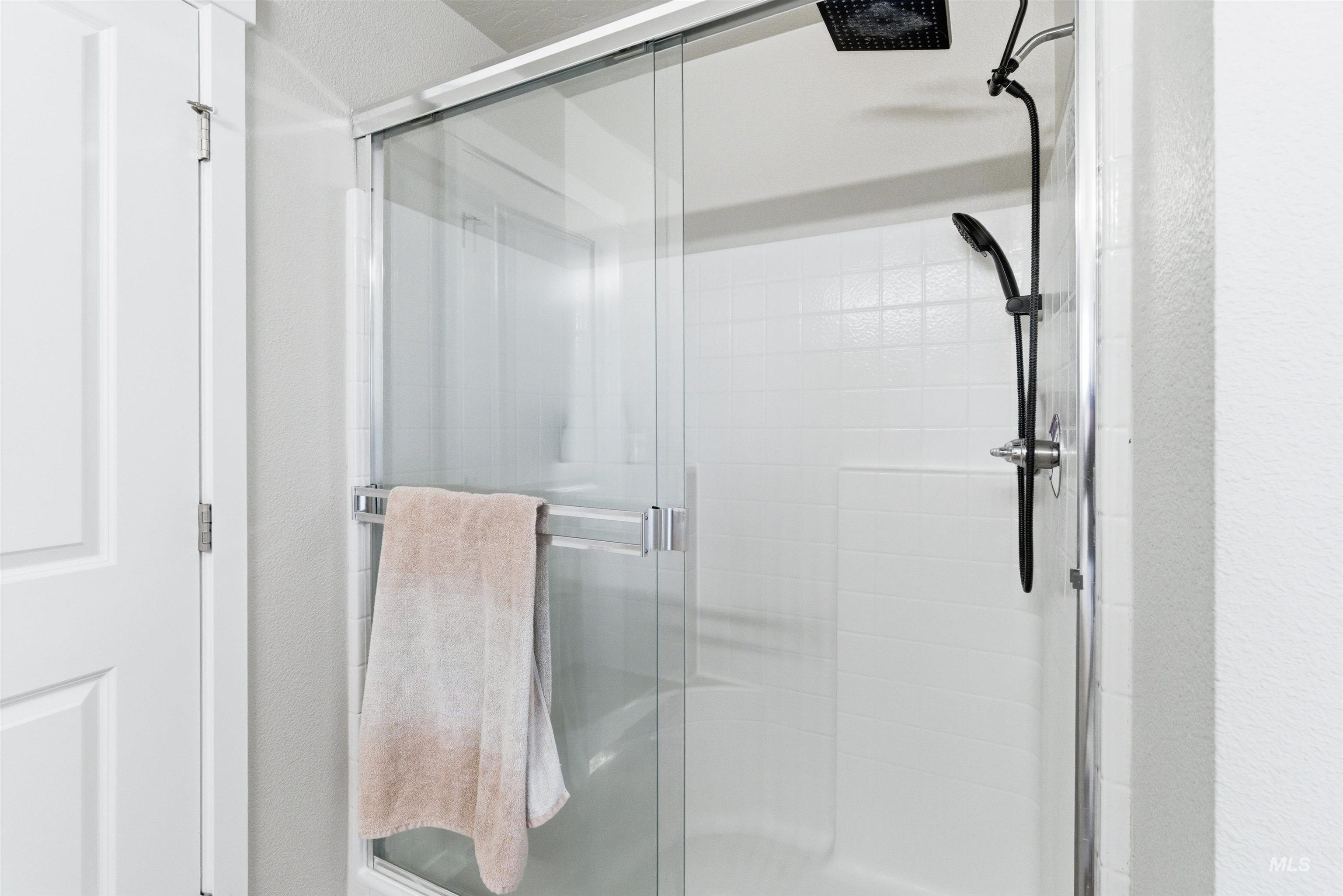 19189 Smith Fork Way, Caldwell, Idaho 83605, 3 Bedrooms, 2.5 Bathrooms, Residential For Sale, Price $439,990,MLS 98974175