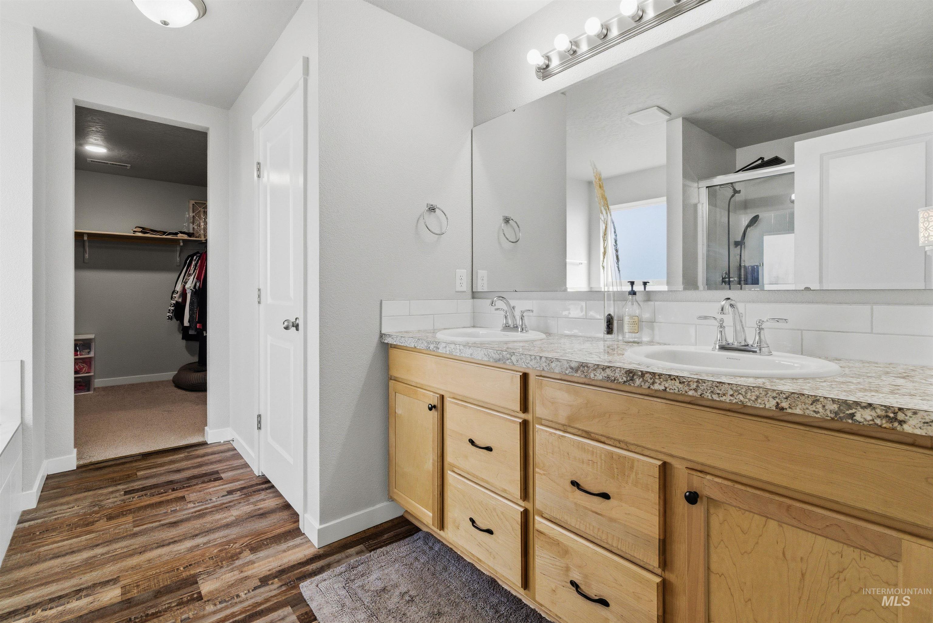 19189 Smith Fork Way, Caldwell, Idaho 83605, 3 Bedrooms, 2.5 Bathrooms, Residential For Sale, Price $439,990,MLS 98974175