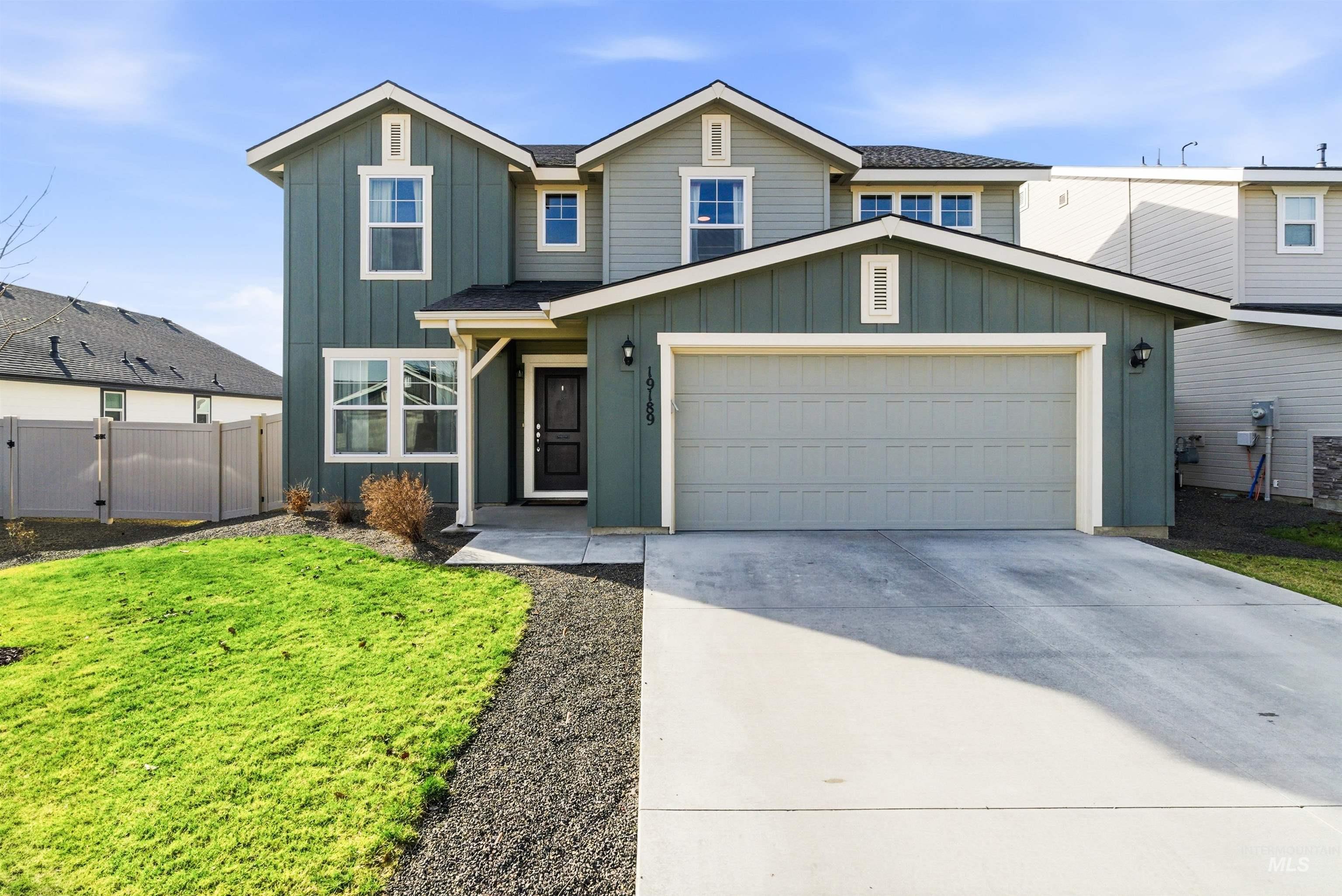 19189 Smith Fork Way, Caldwell, Idaho 83605, 3 Bedrooms, 2.5 Bathrooms, Residential For Sale, Price $449,990, 98974175