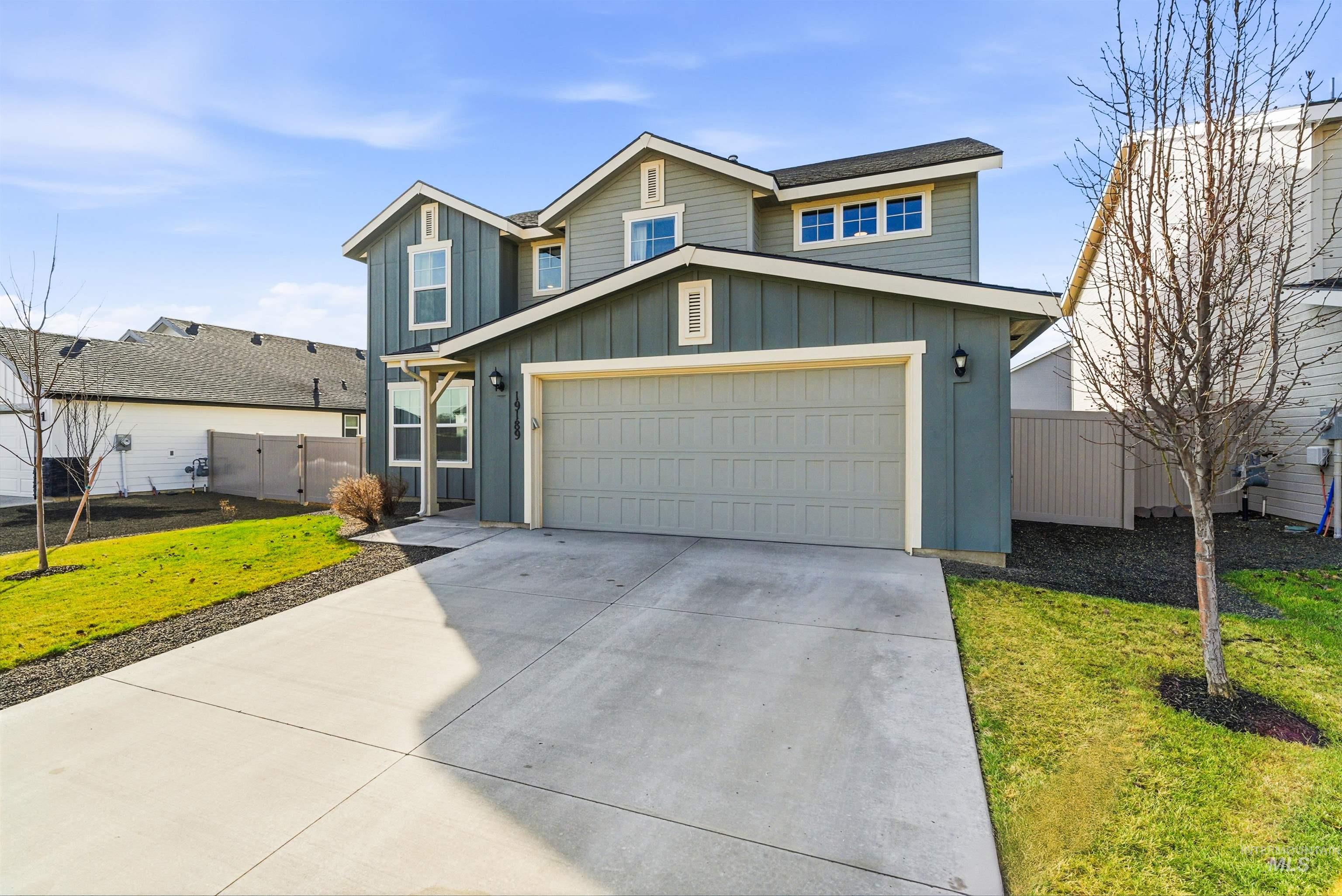 19189 Smith Fork Way, Caldwell, Idaho 83605, 3 Bedrooms, 2.5 Bathrooms, Residential For Sale, Price $449,990, 98974175