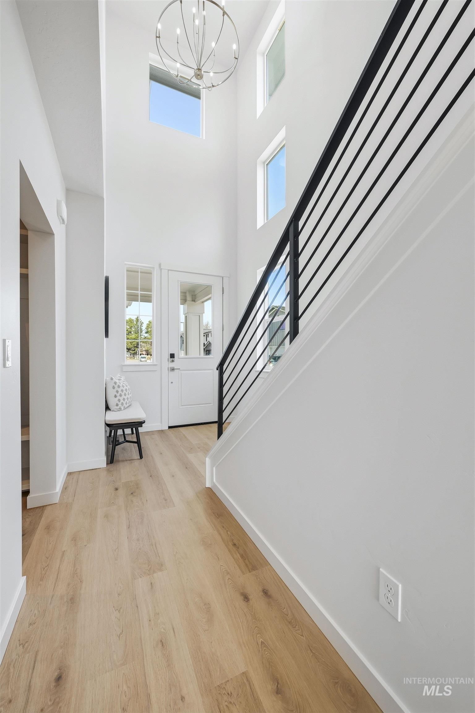 9625 W Kate Dr, Boise, Idaho 83714, 3 Bedrooms, 2.5 Bathrooms, Residential For Sale, Price $549,900,MLS 98974176