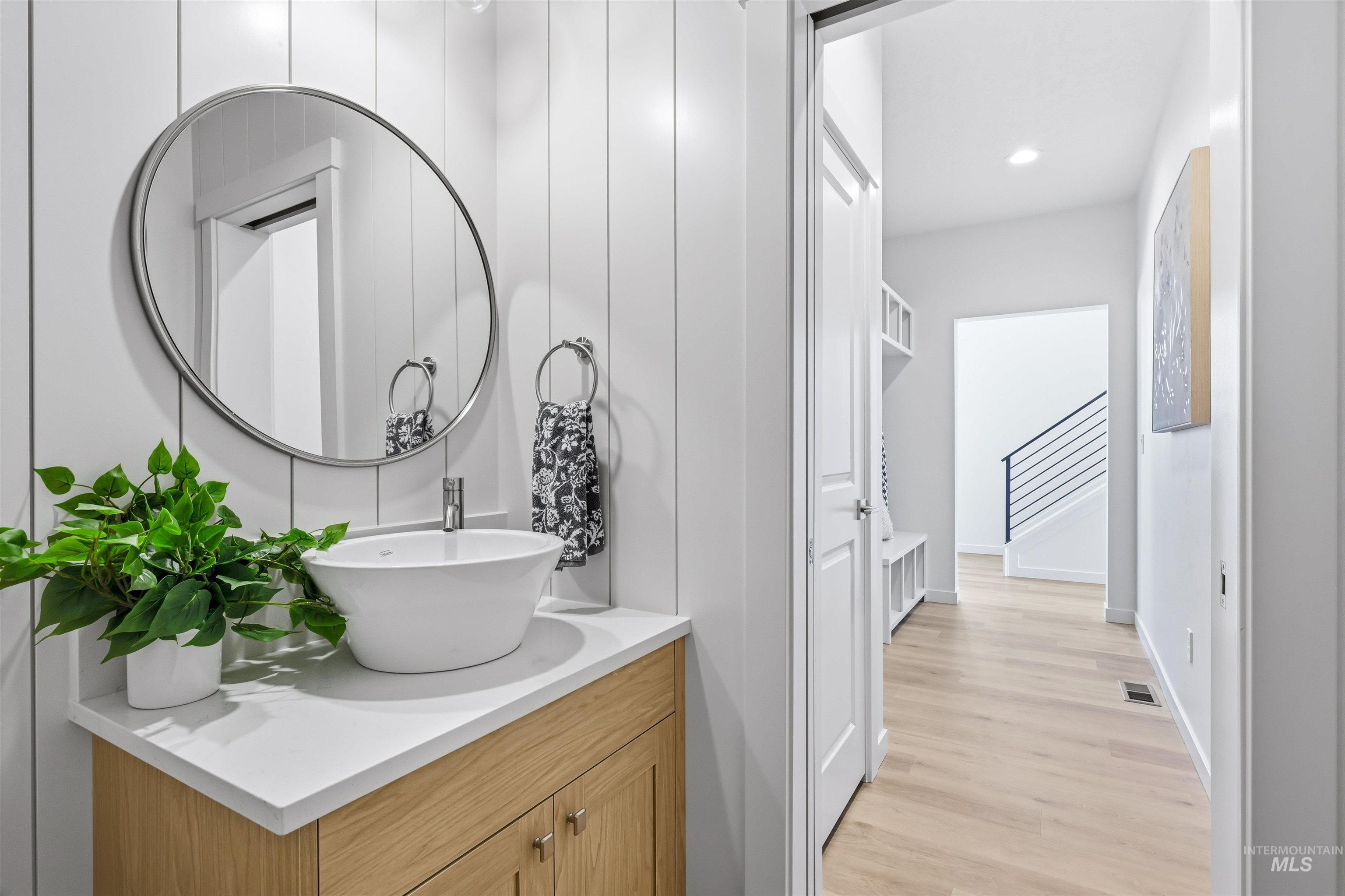 9625 W Kate Dr, Boise, Idaho 83714, 3 Bedrooms, 2.5 Bathrooms, Residential For Sale, Price $549,900,MLS 98974176