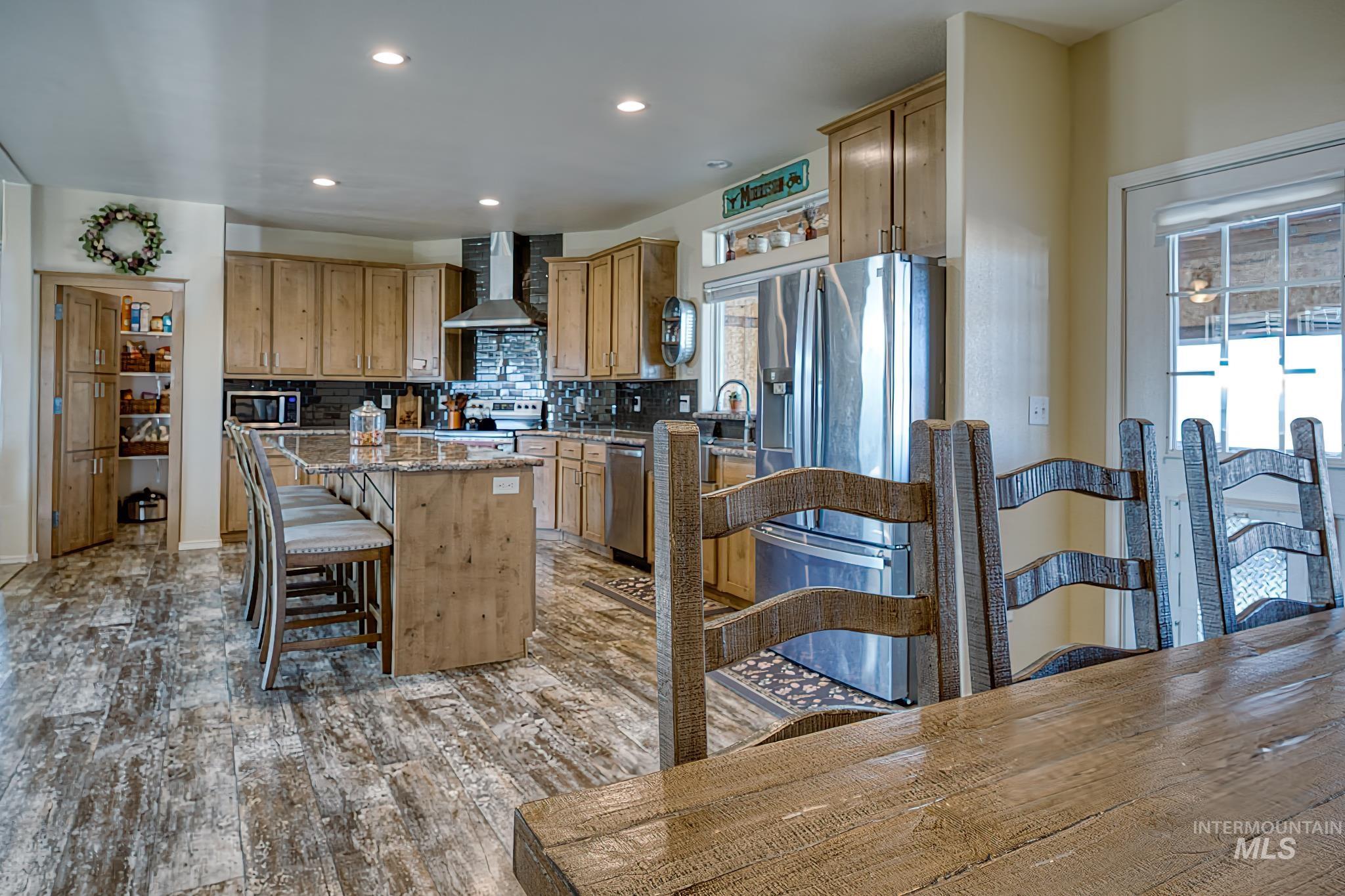 4815 SE 2nd Ave, New Plymouth, Idaho 83655, 3 Bedrooms, 2 Bathrooms, Residential For Sale, Price $750,000,MLS 98974177