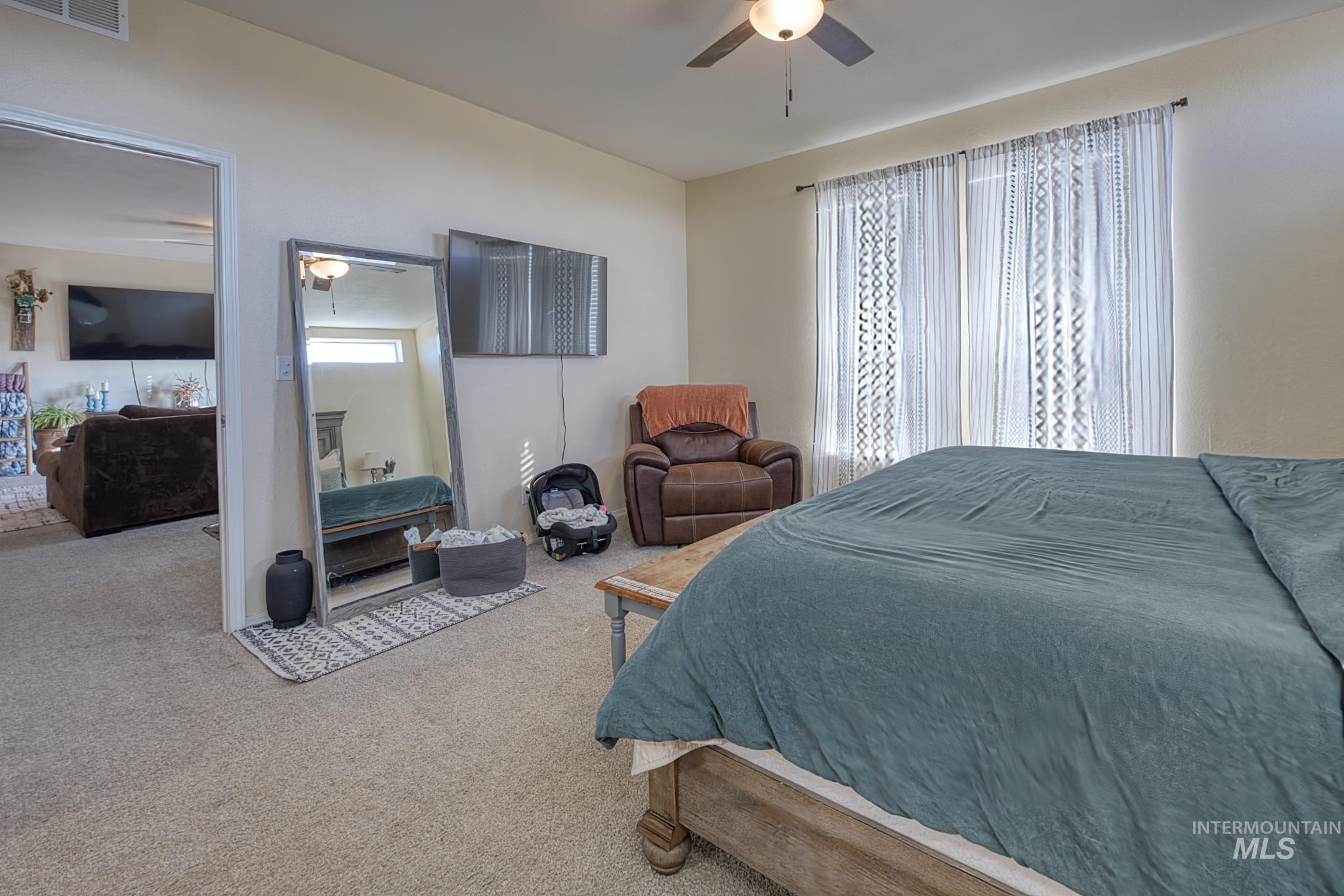 4815 SE 2nd Ave, New Plymouth, Idaho 83655, 3 Bedrooms, 2 Bathrooms, Residential For Sale, Price $750,000,MLS 98974177