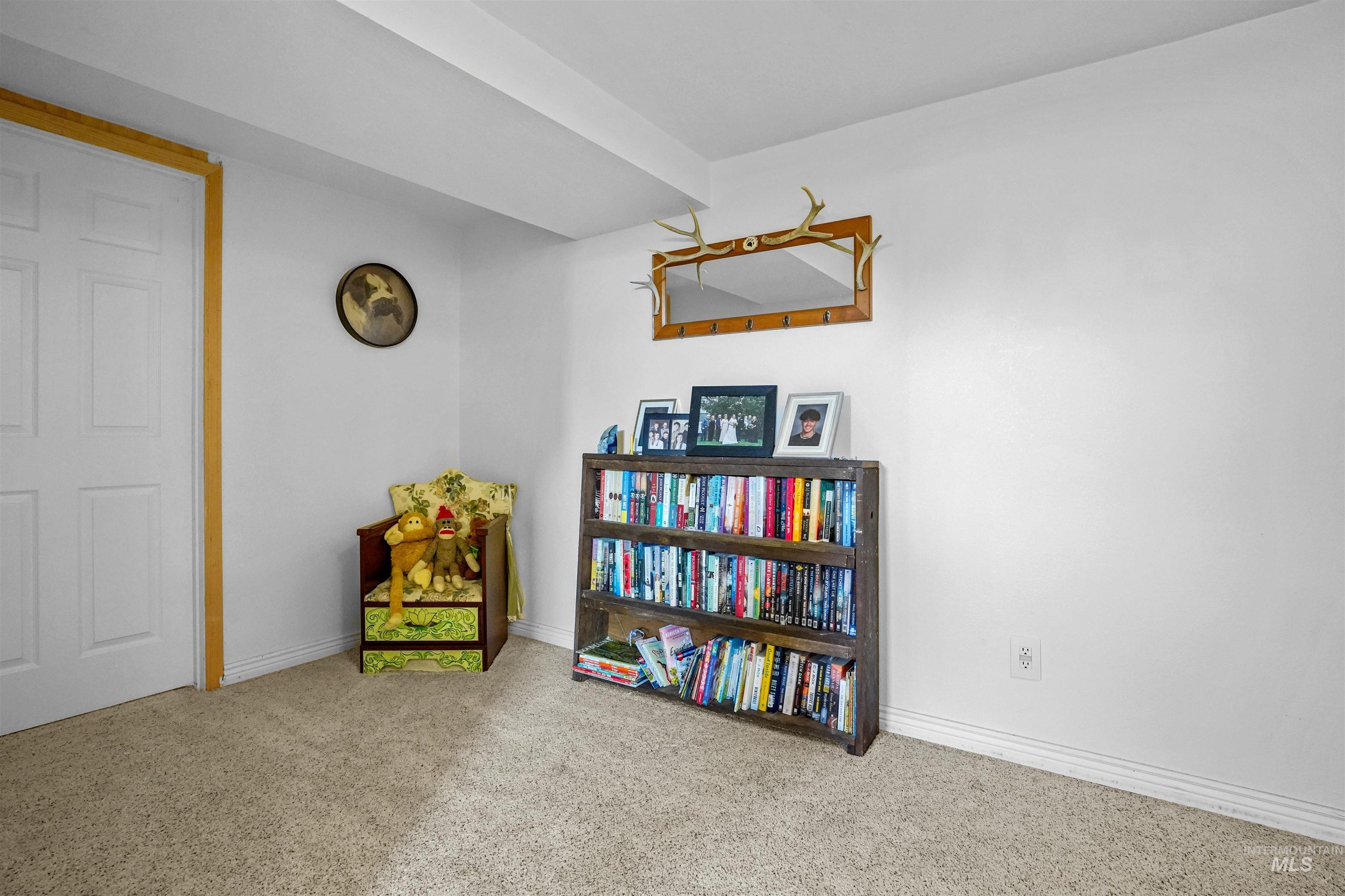 91 S 850 W, Paul, Idaho 83347, 5 Bedrooms, 2.5 Bathrooms, Residential For Sale, Price $500,000,MLS 98974178