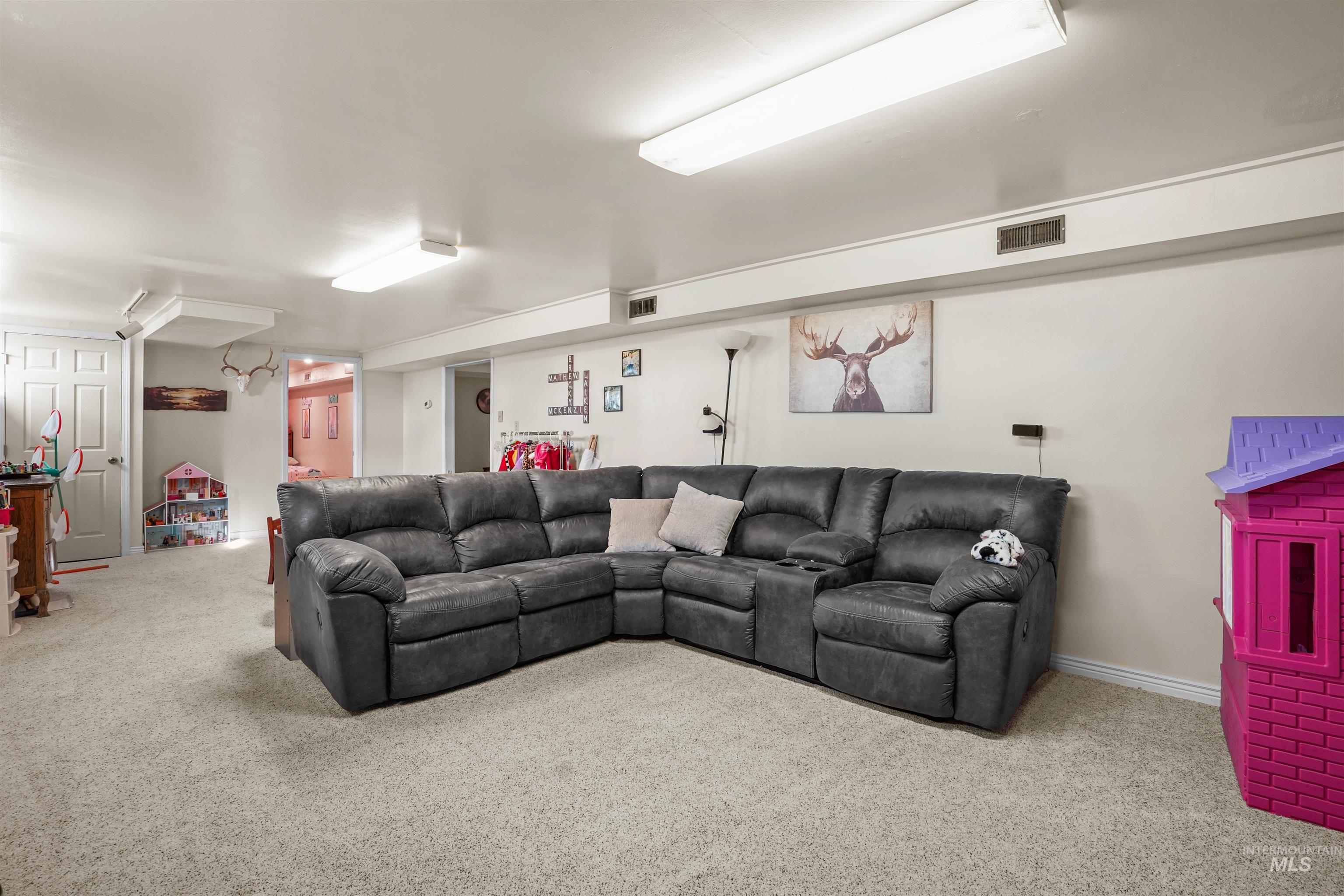 91 S 850 W, Paul, Idaho 83347, 5 Bedrooms, 2.5 Bathrooms, Residential For Sale, Price $500,000,MLS 98974178