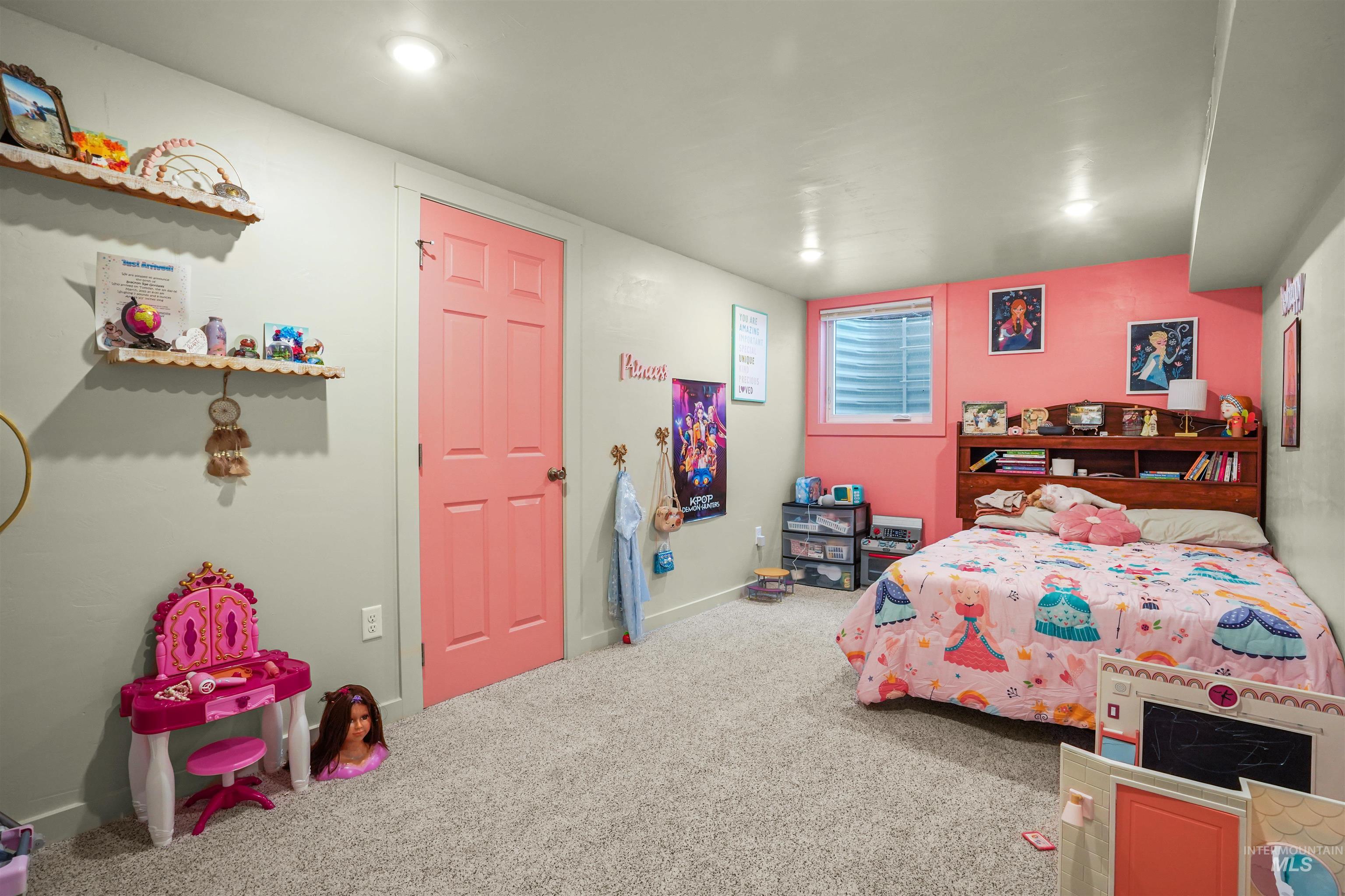 91 S 850 W, Paul, Idaho 83347, 5 Bedrooms, 2.5 Bathrooms, Residential For Sale, Price $500,000,MLS 98974178